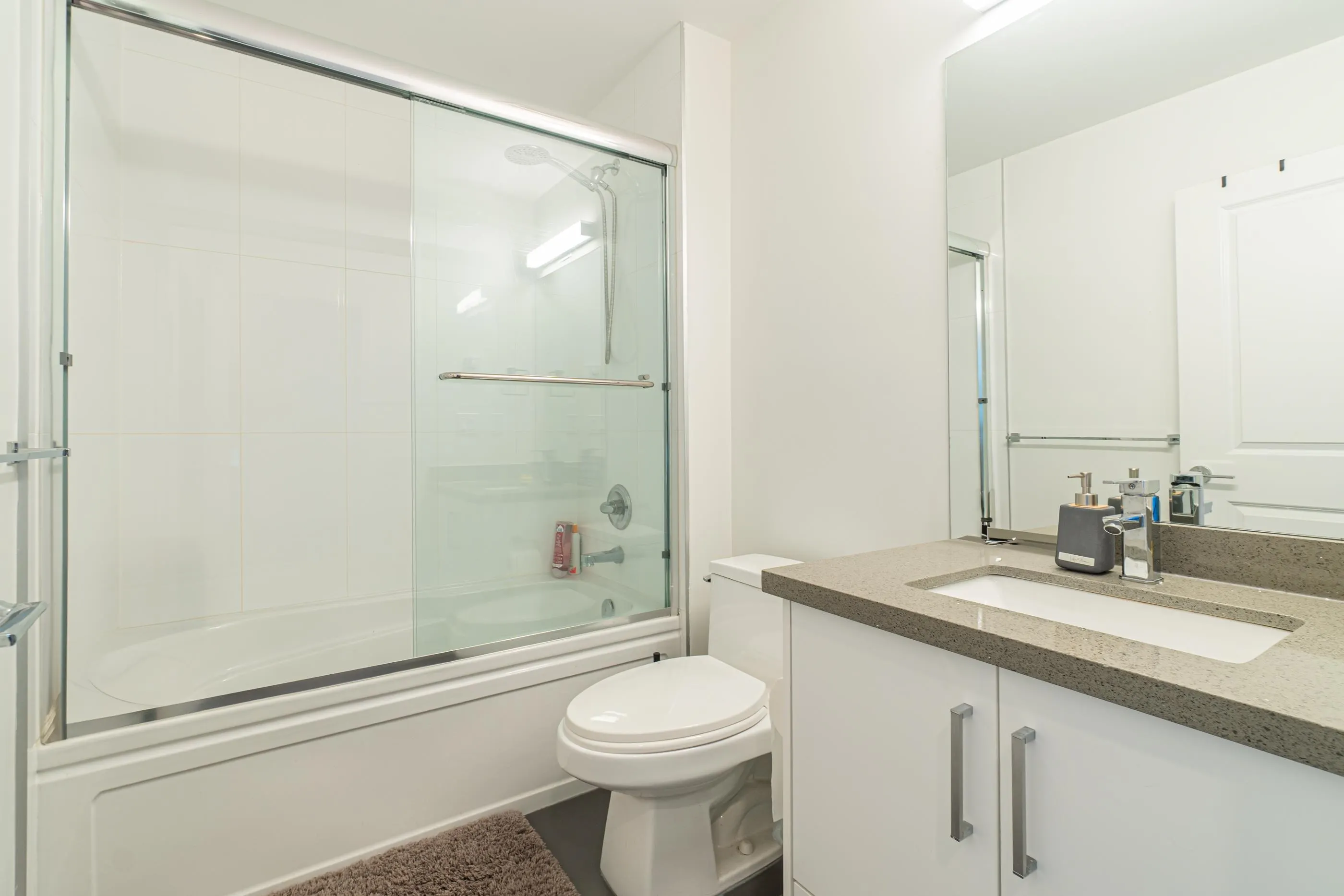 404 2389 Hawthorne Avenue