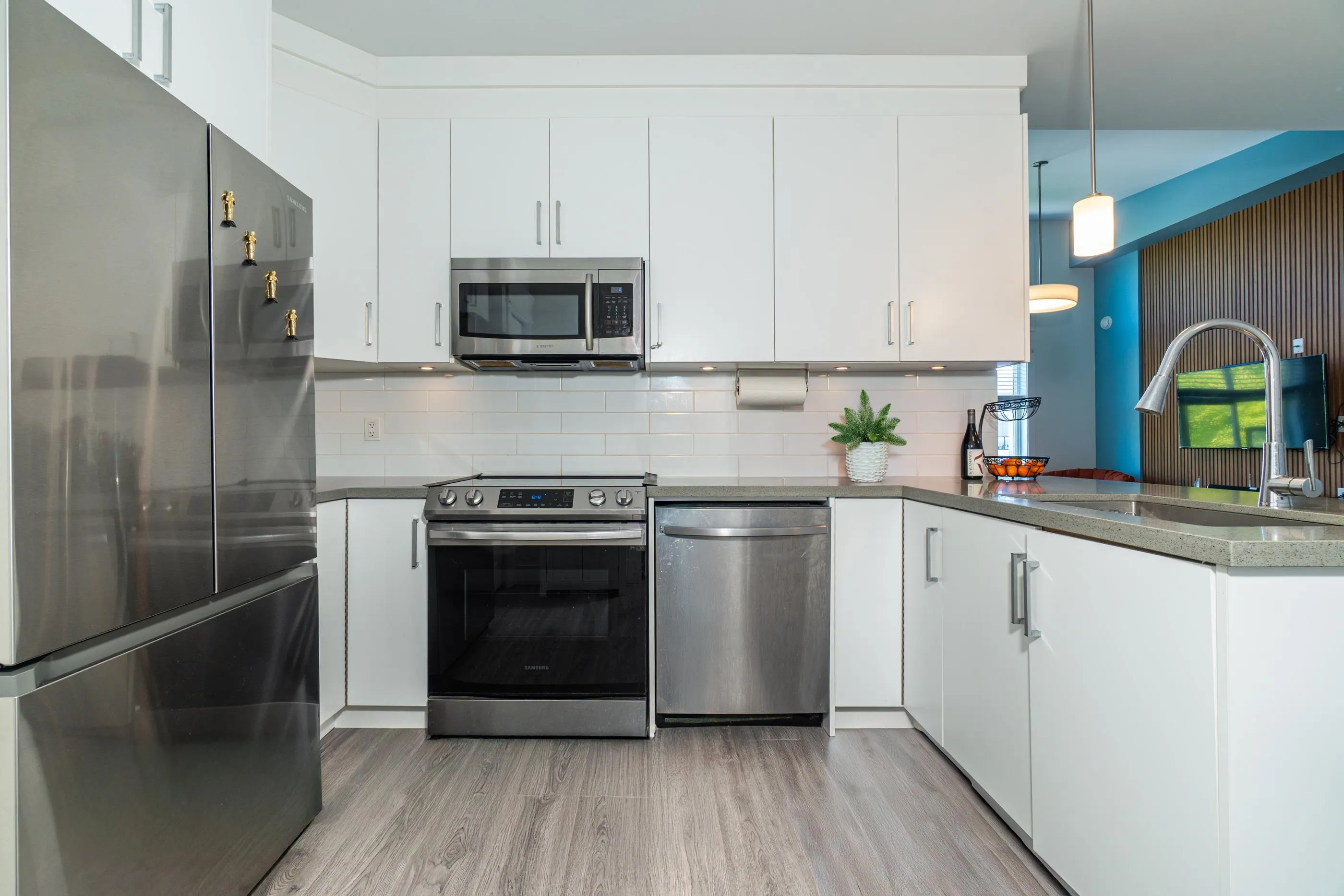 404 2389 Hawthorne Avenue