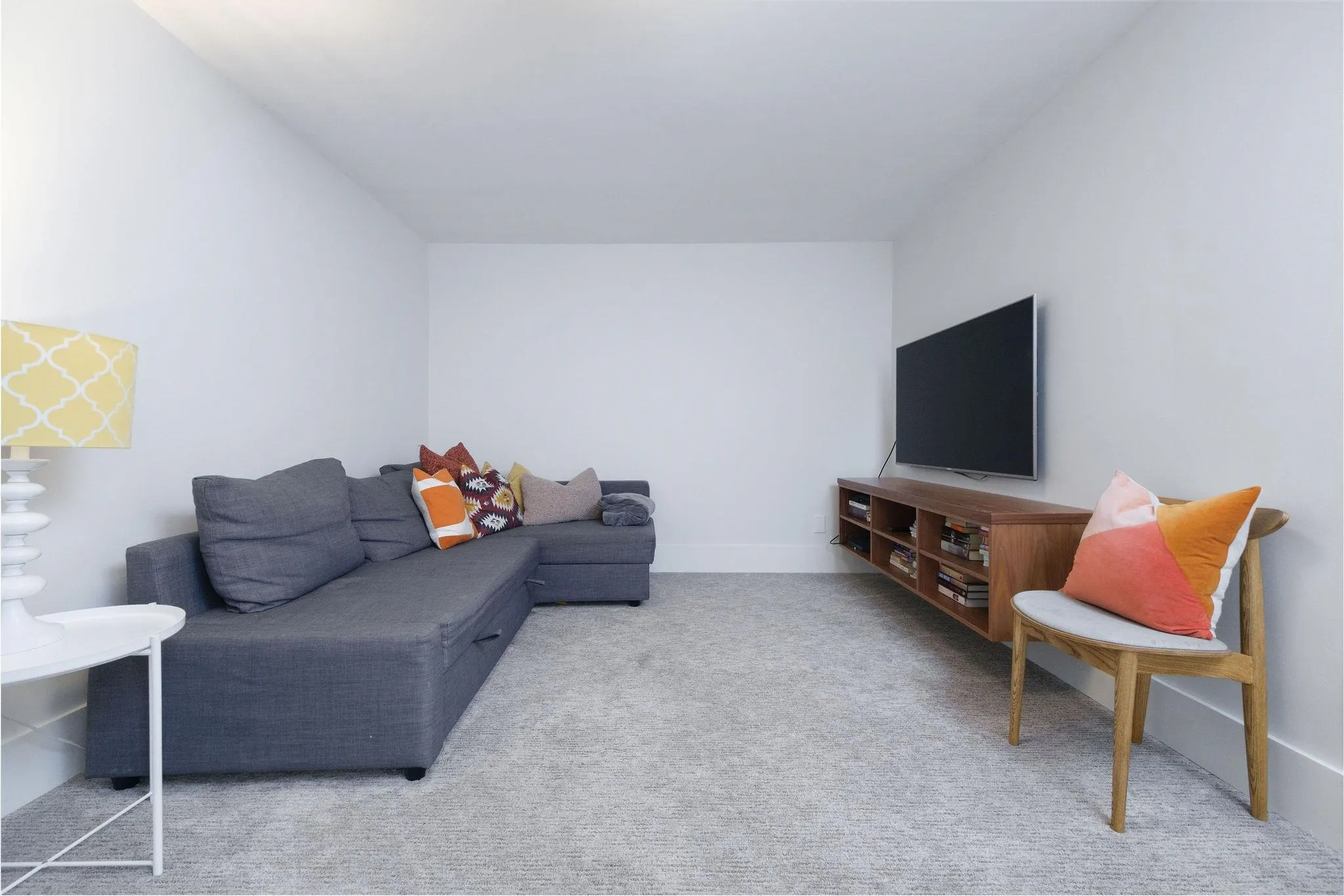 36 1910 Cedar Village Crescent