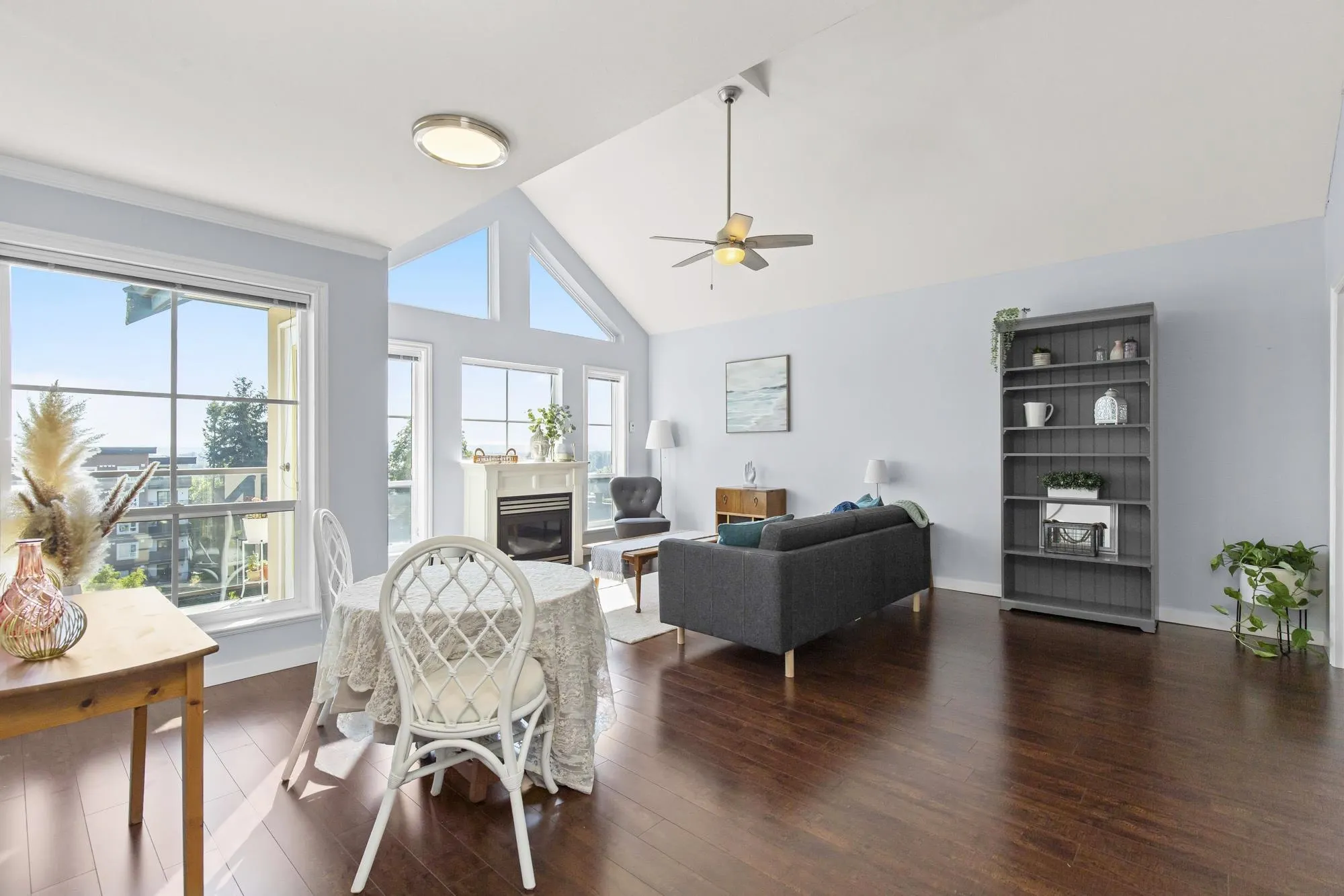 310 33150 4 Avenue