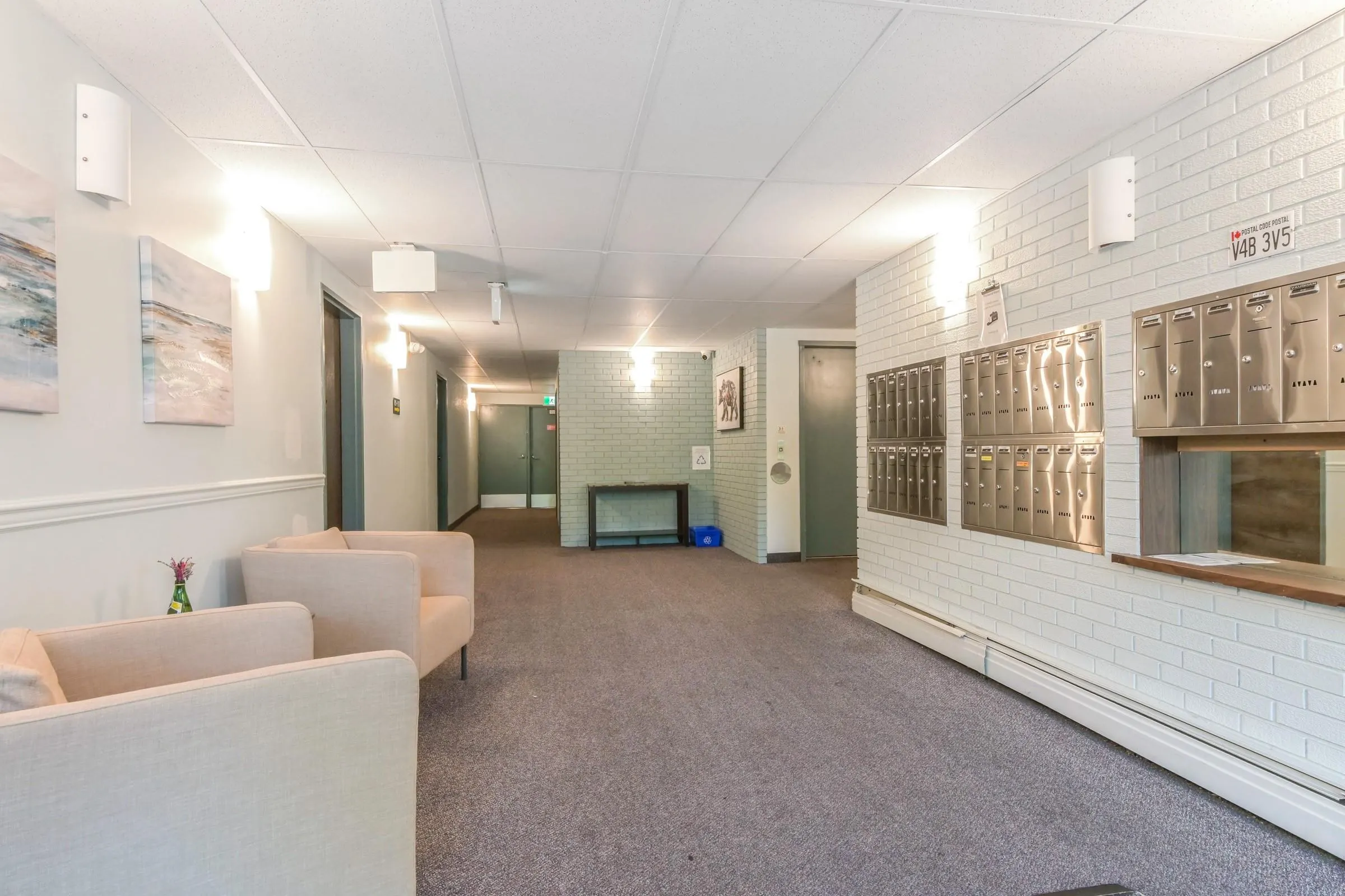 302 1442 Blackwood Street