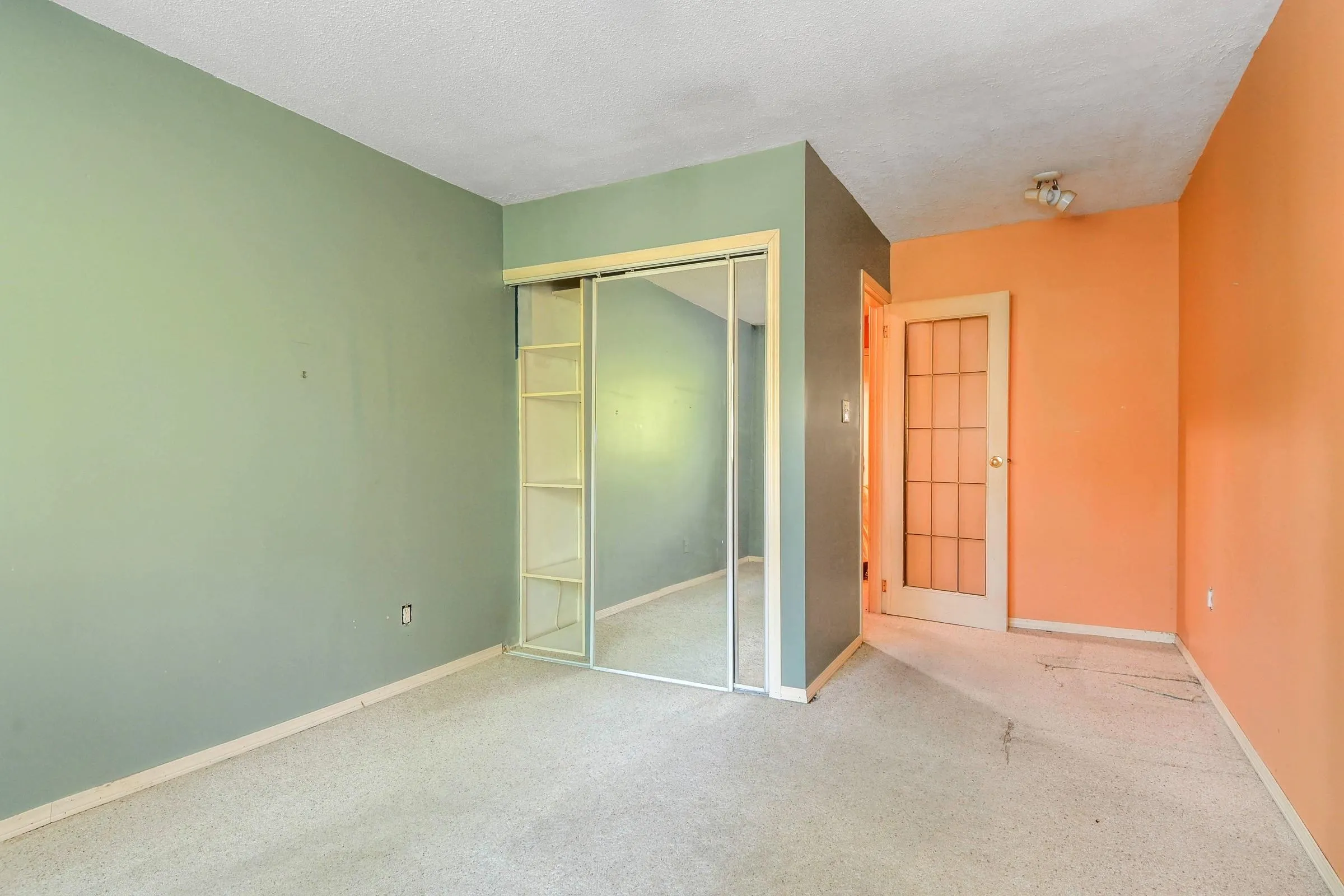 302 1442 Blackwood Street