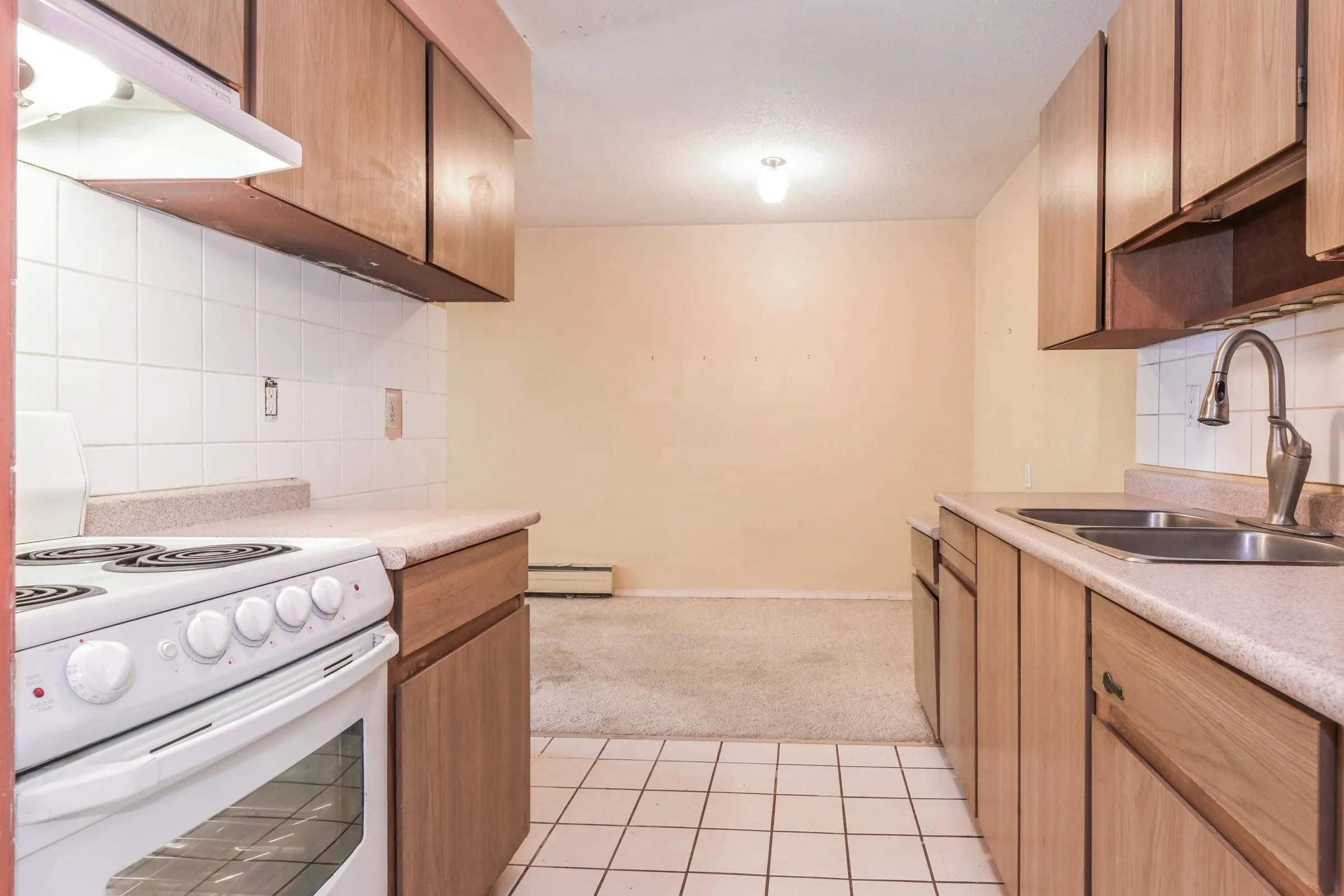 302 1442 Blackwood Street