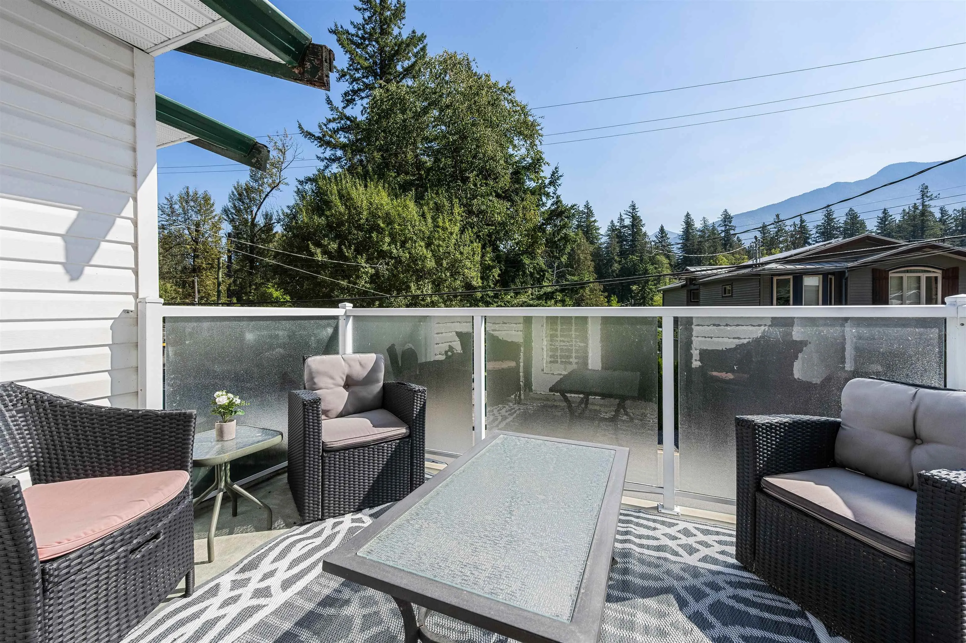 200 Lakeshore Drive