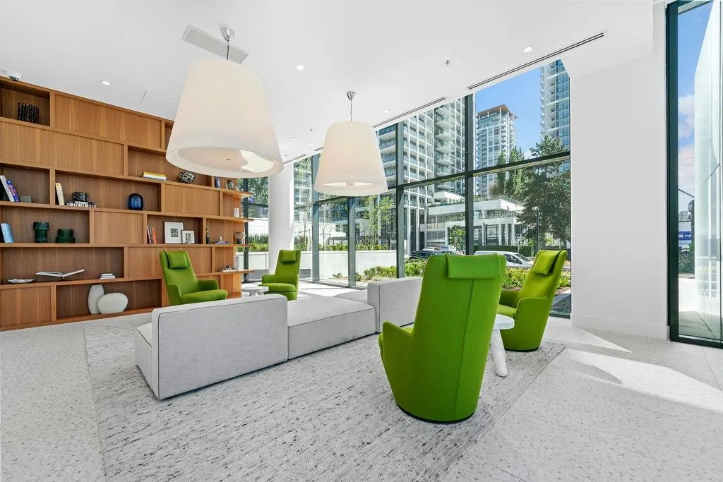 1905 2425 Alpha Avenue