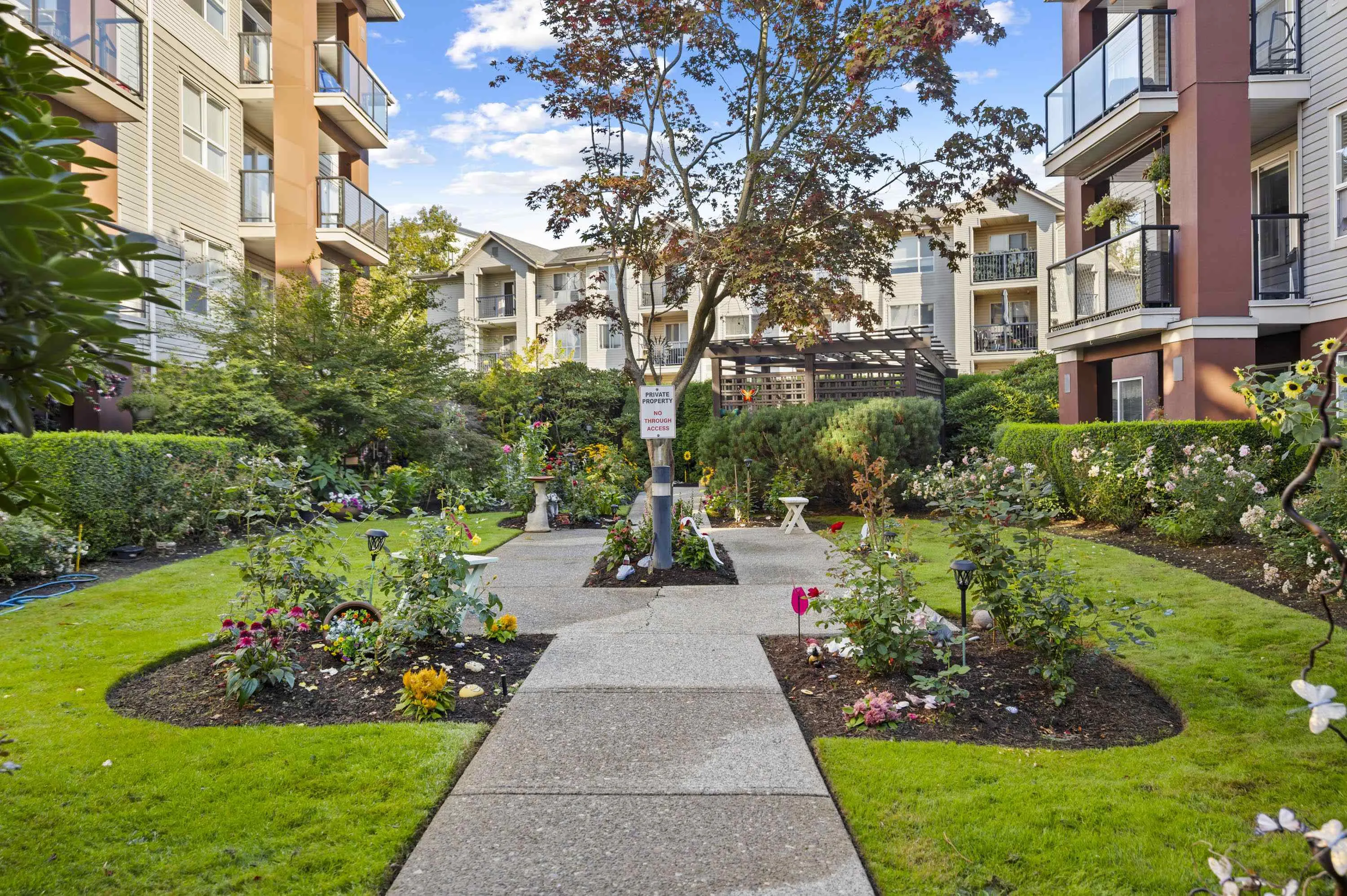 217 20259 Michaud Crescent