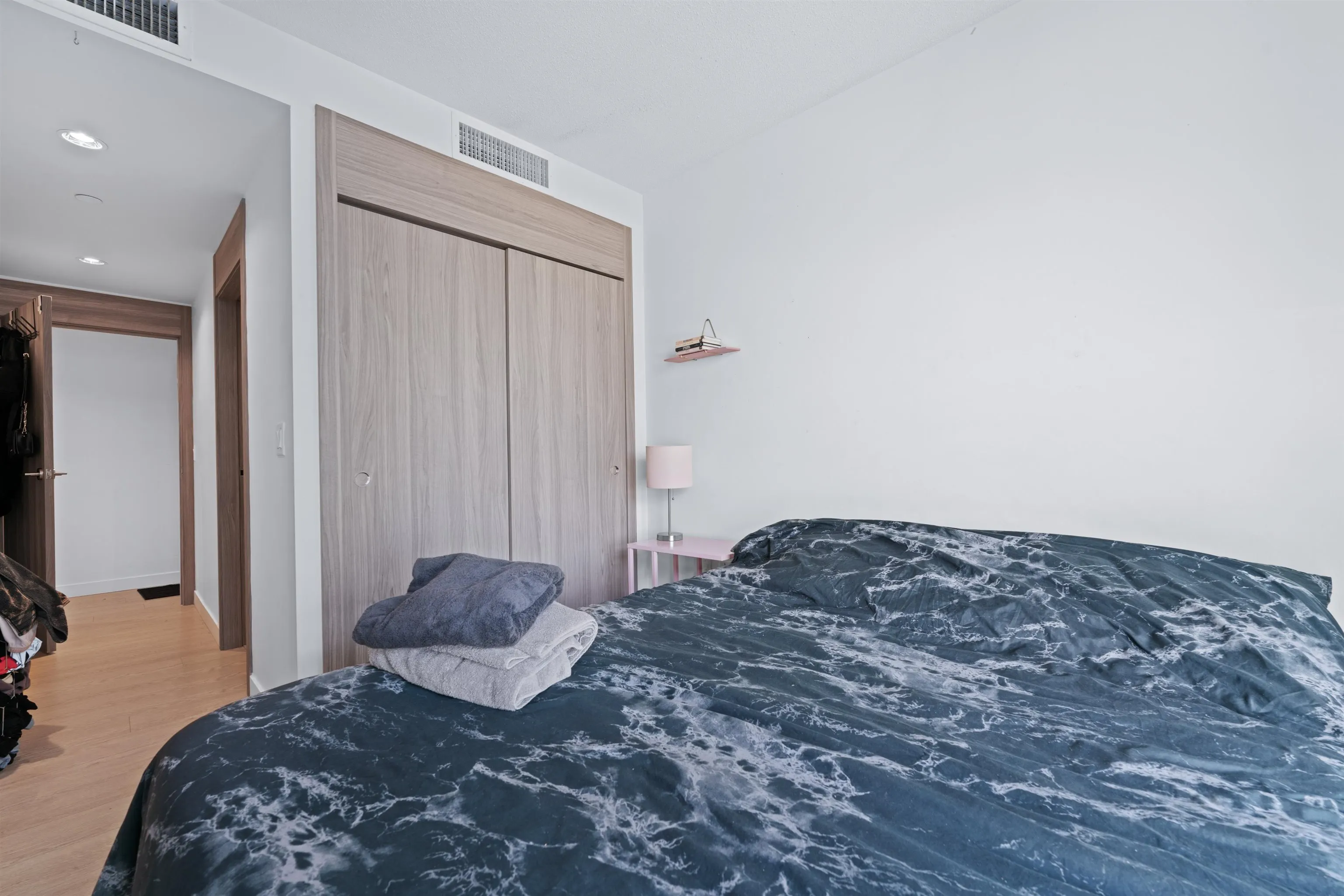 1284 87 Nelson Street