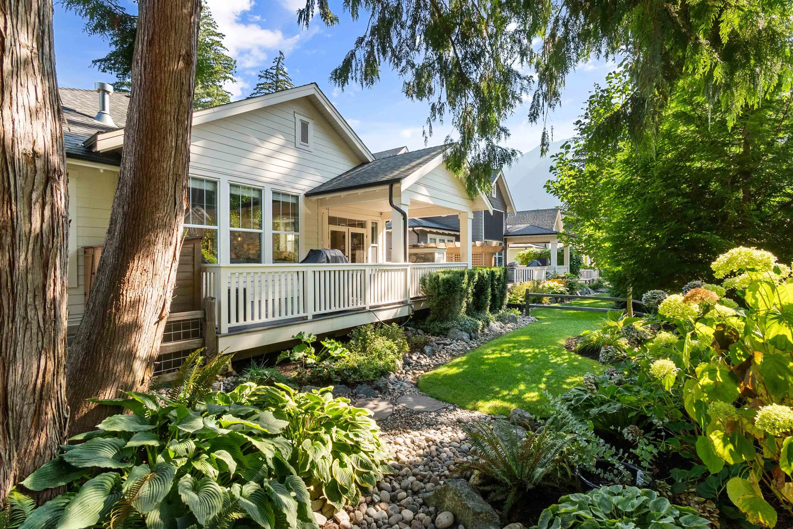 43390 Creekside Circle