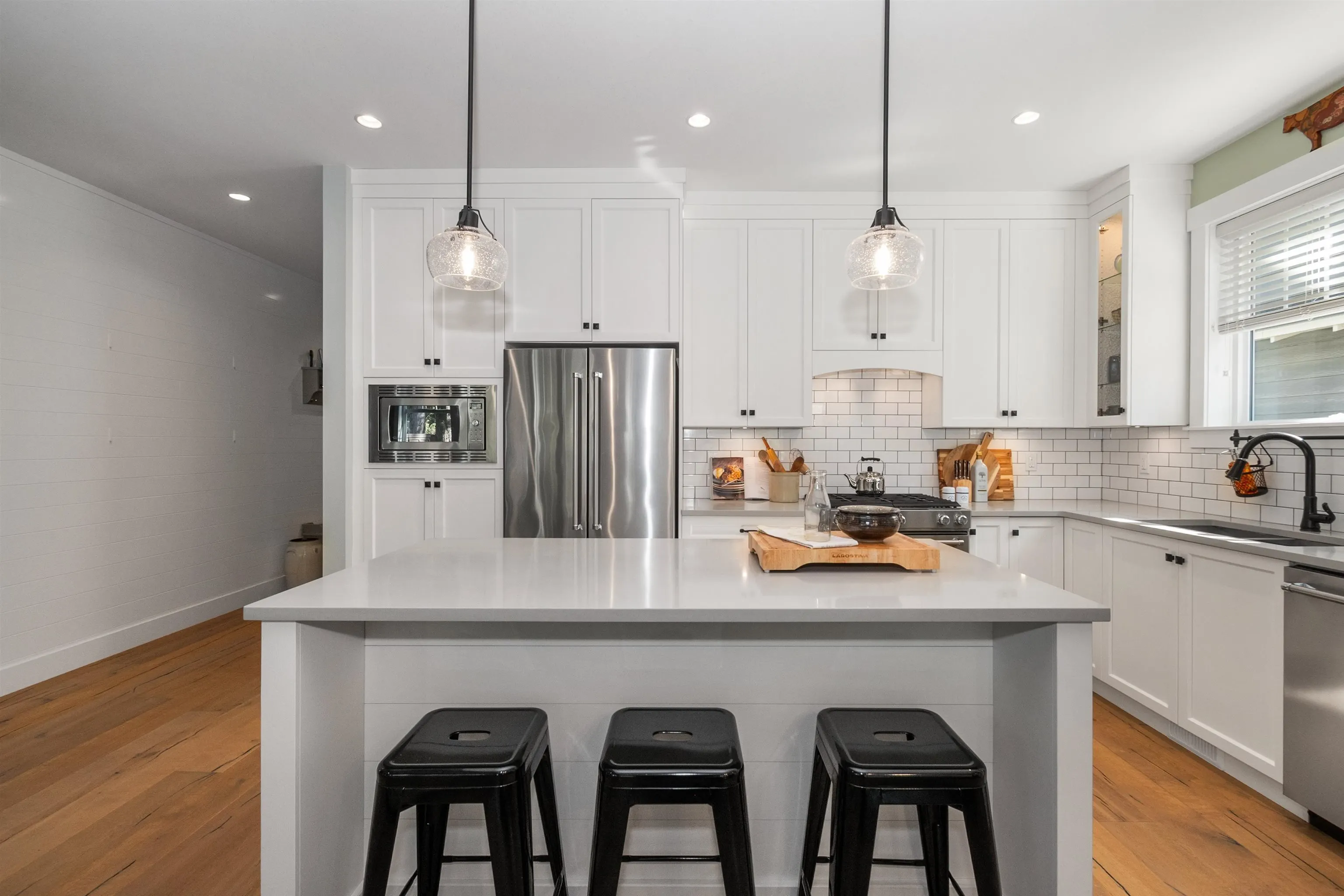 43390 Creekside Circle