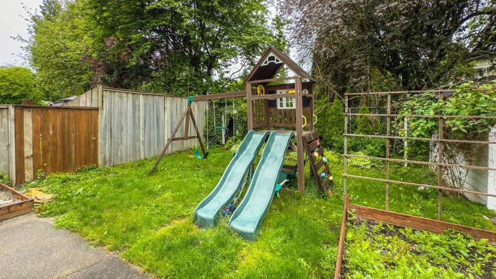 20831 River Road