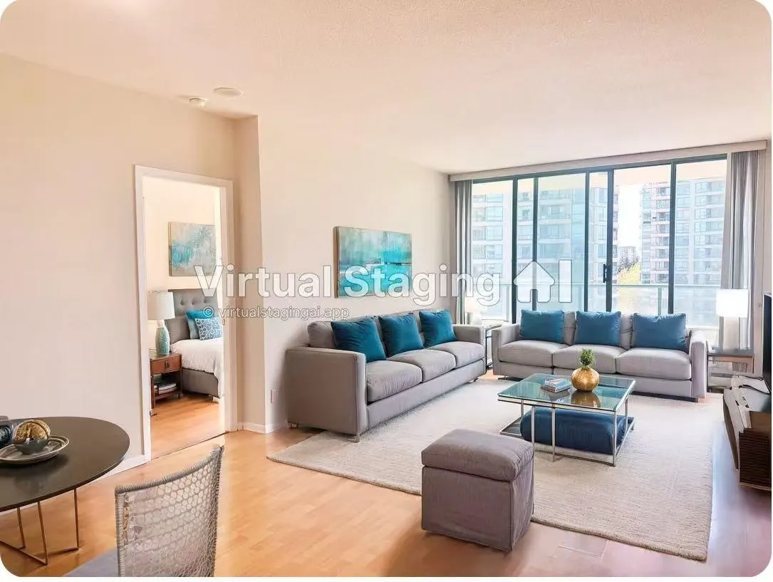 808 8871 Lansdowne Road