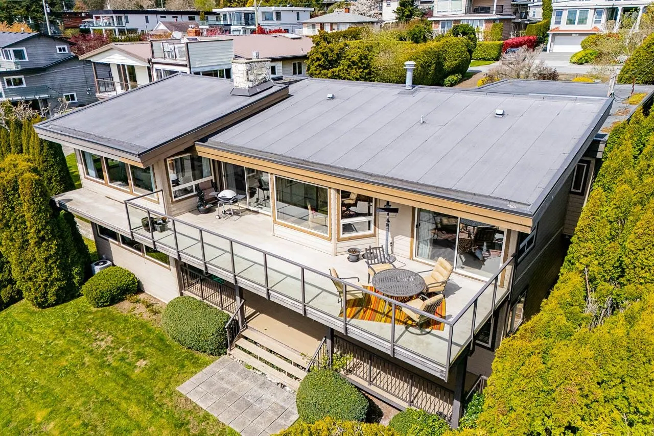 14366 Magdalen Avenue