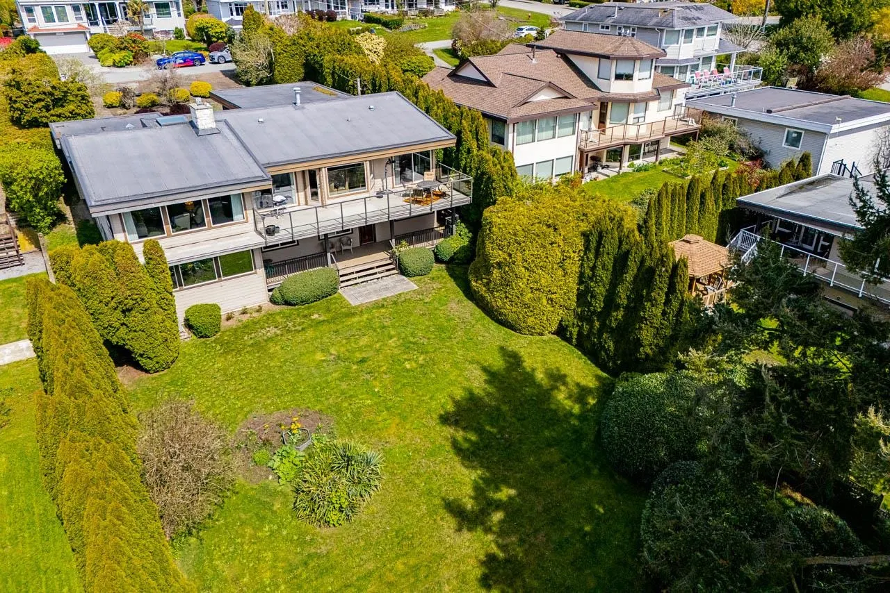 14366 Magdalen Avenue