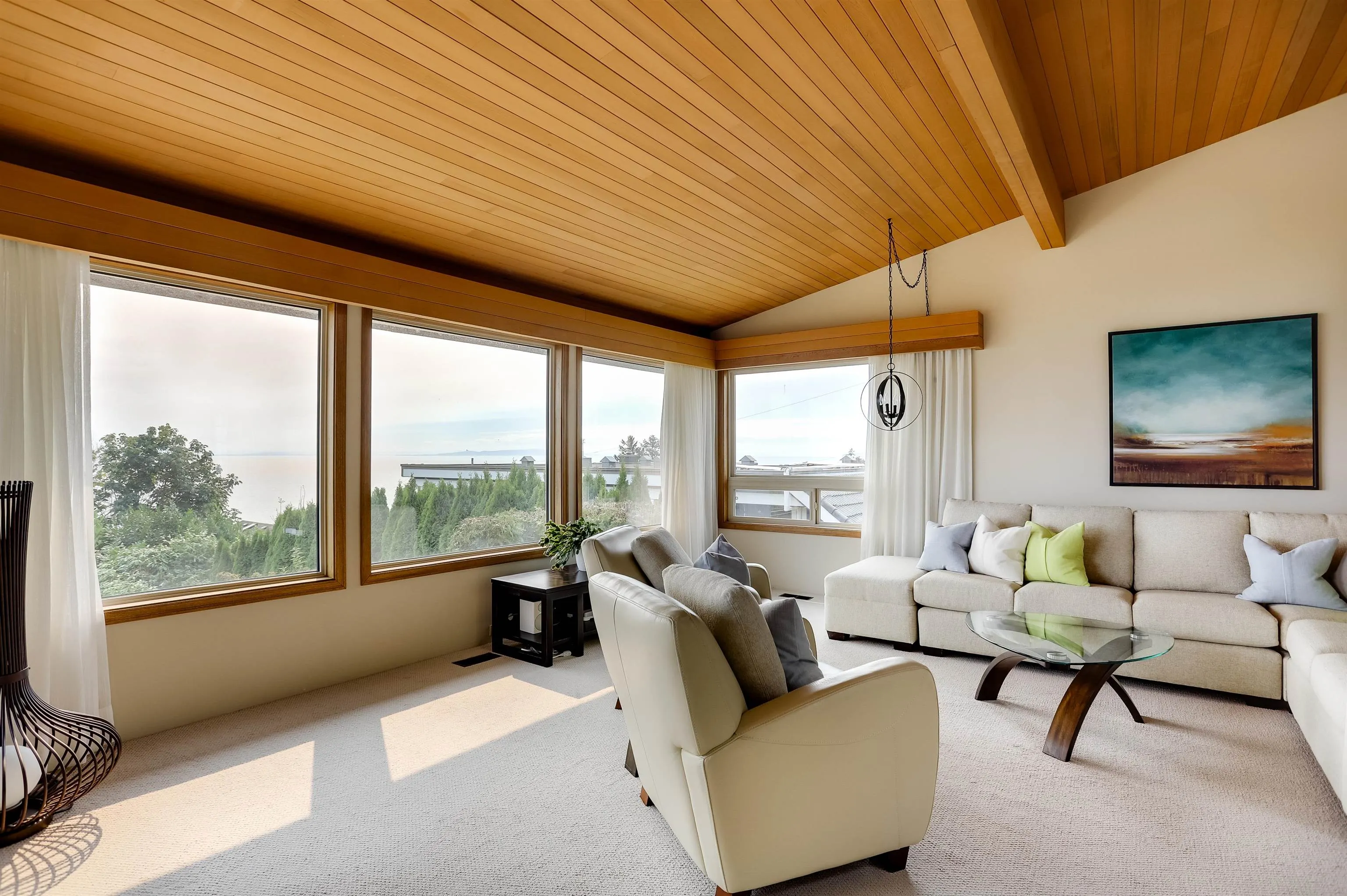 14366 Magdalen Avenue