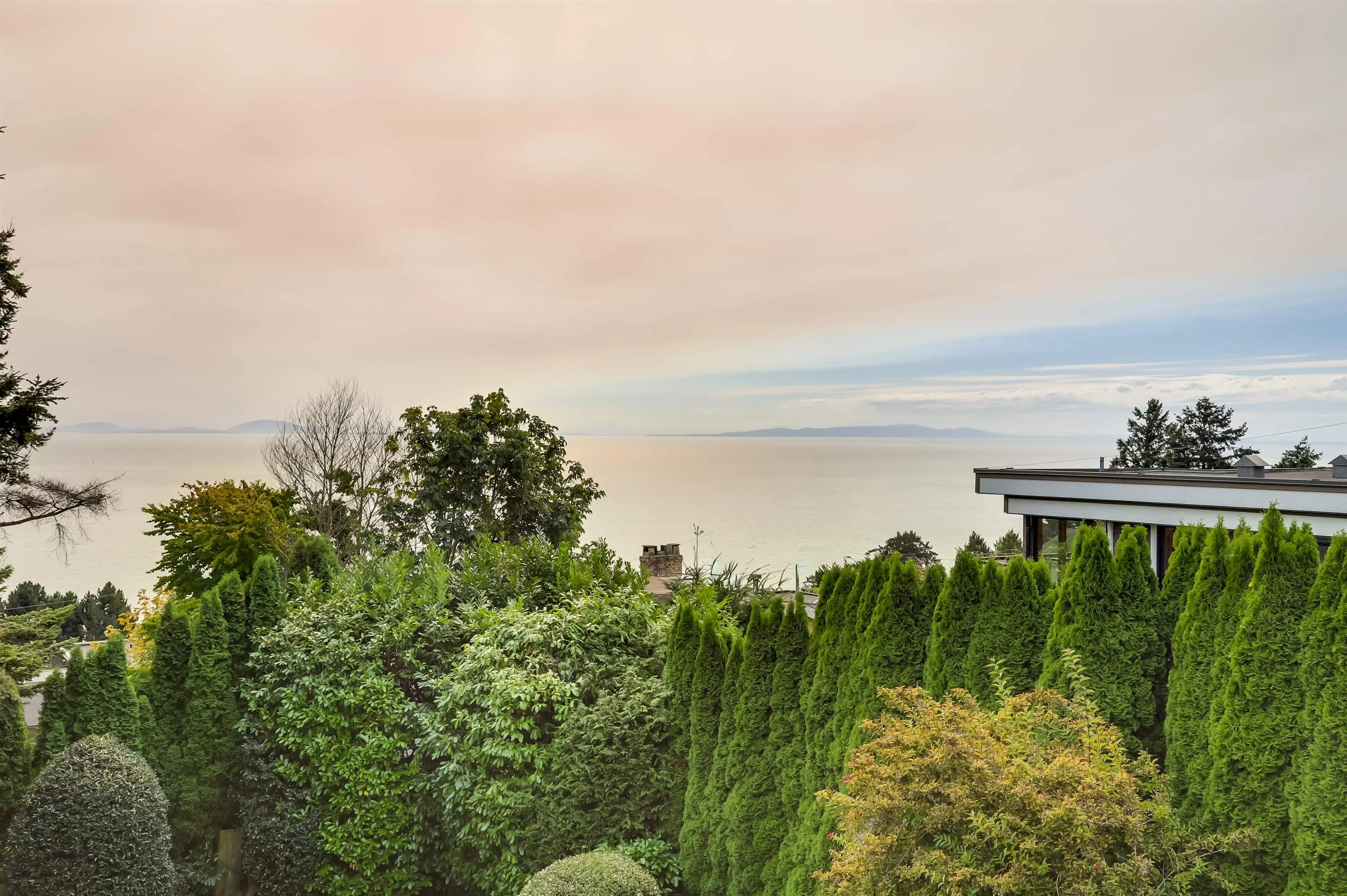 14366 Magdalen Avenue