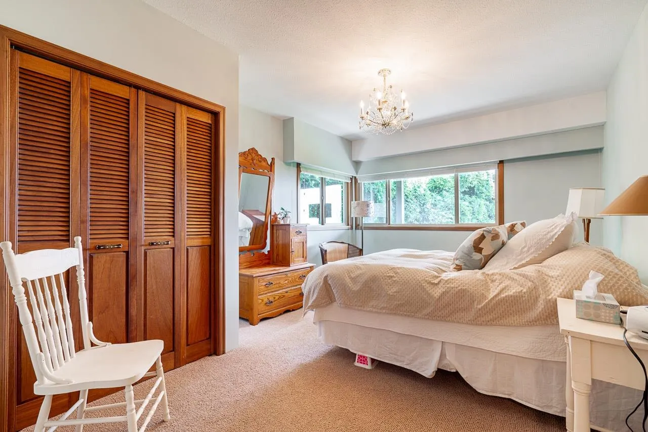 14366 Magdalen Avenue