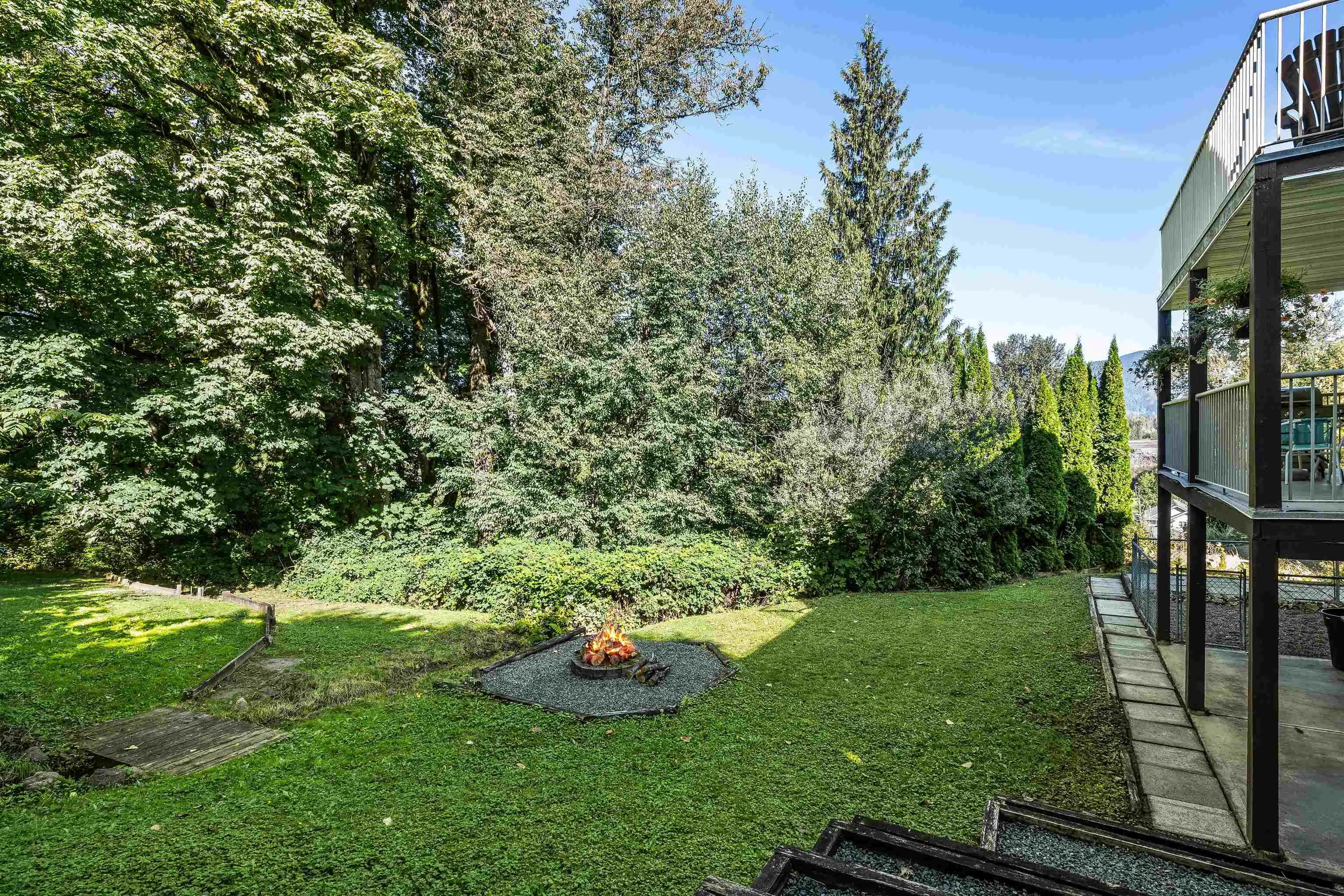 114 43995 Chilliwack Mountain Road