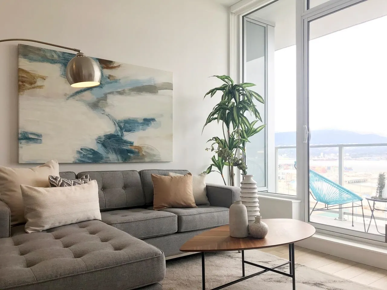 PH8 955 E Hastings Street