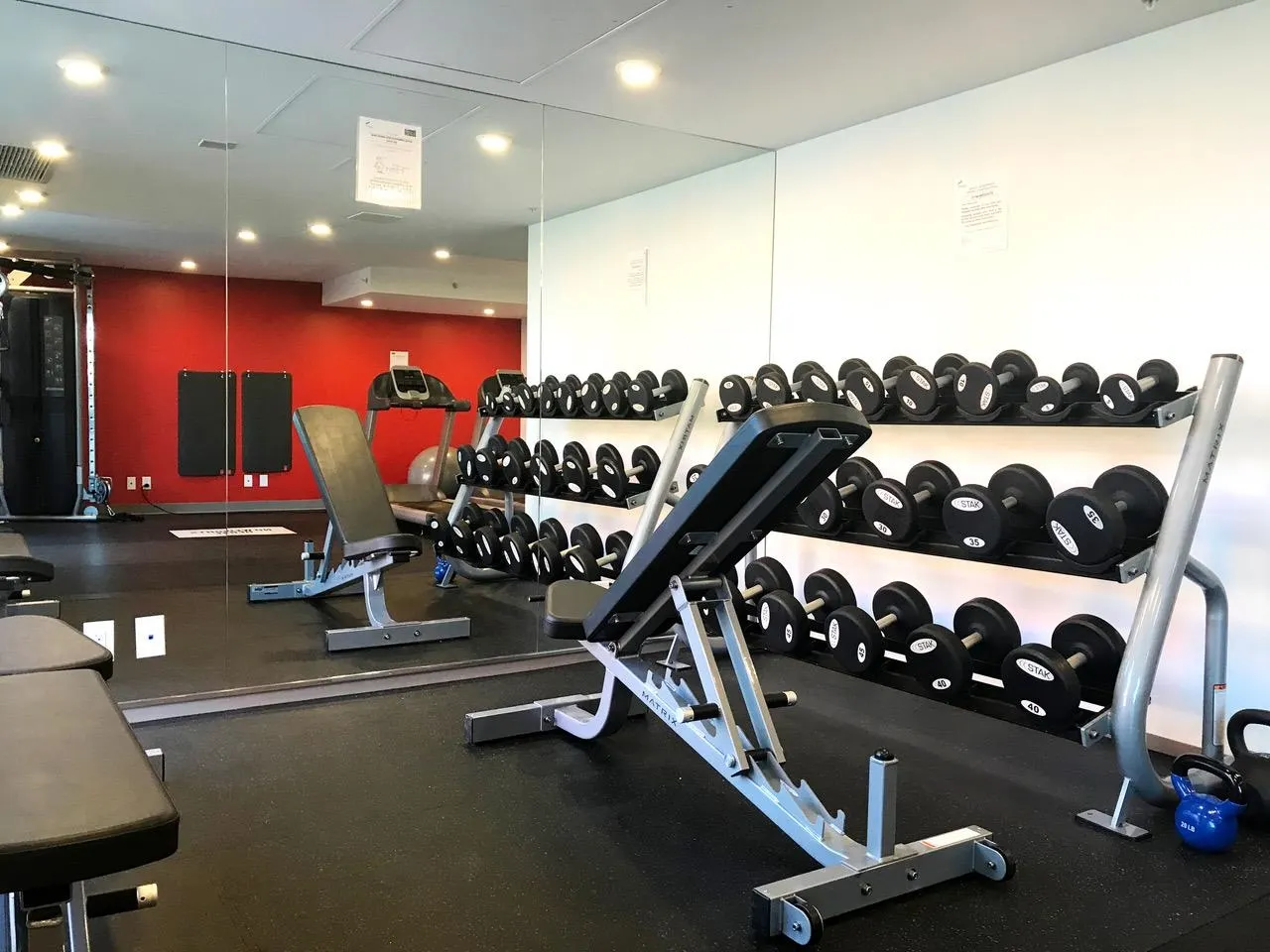 PH8 955 E Hastings Street