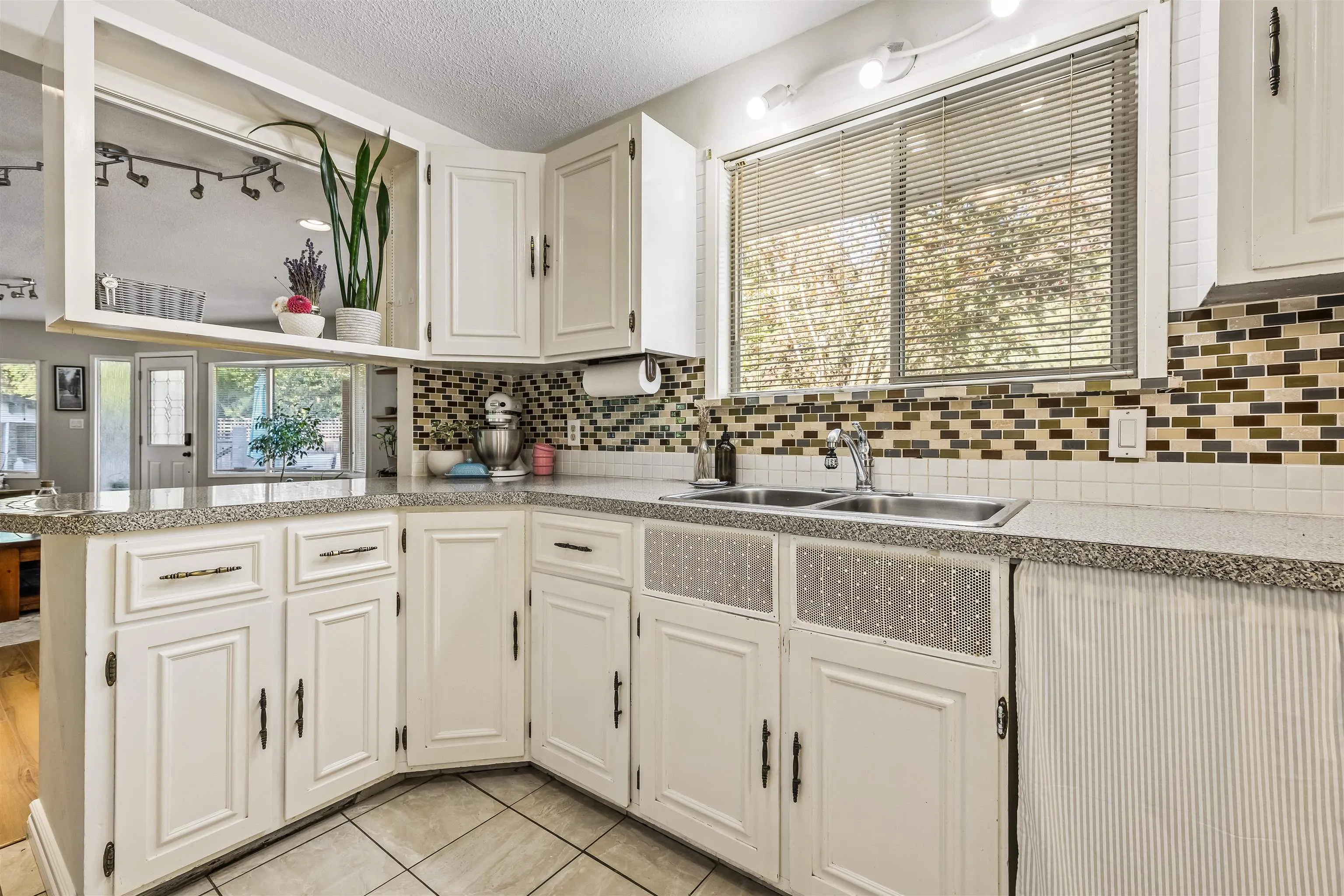 45942 Sleepy Hollow Road