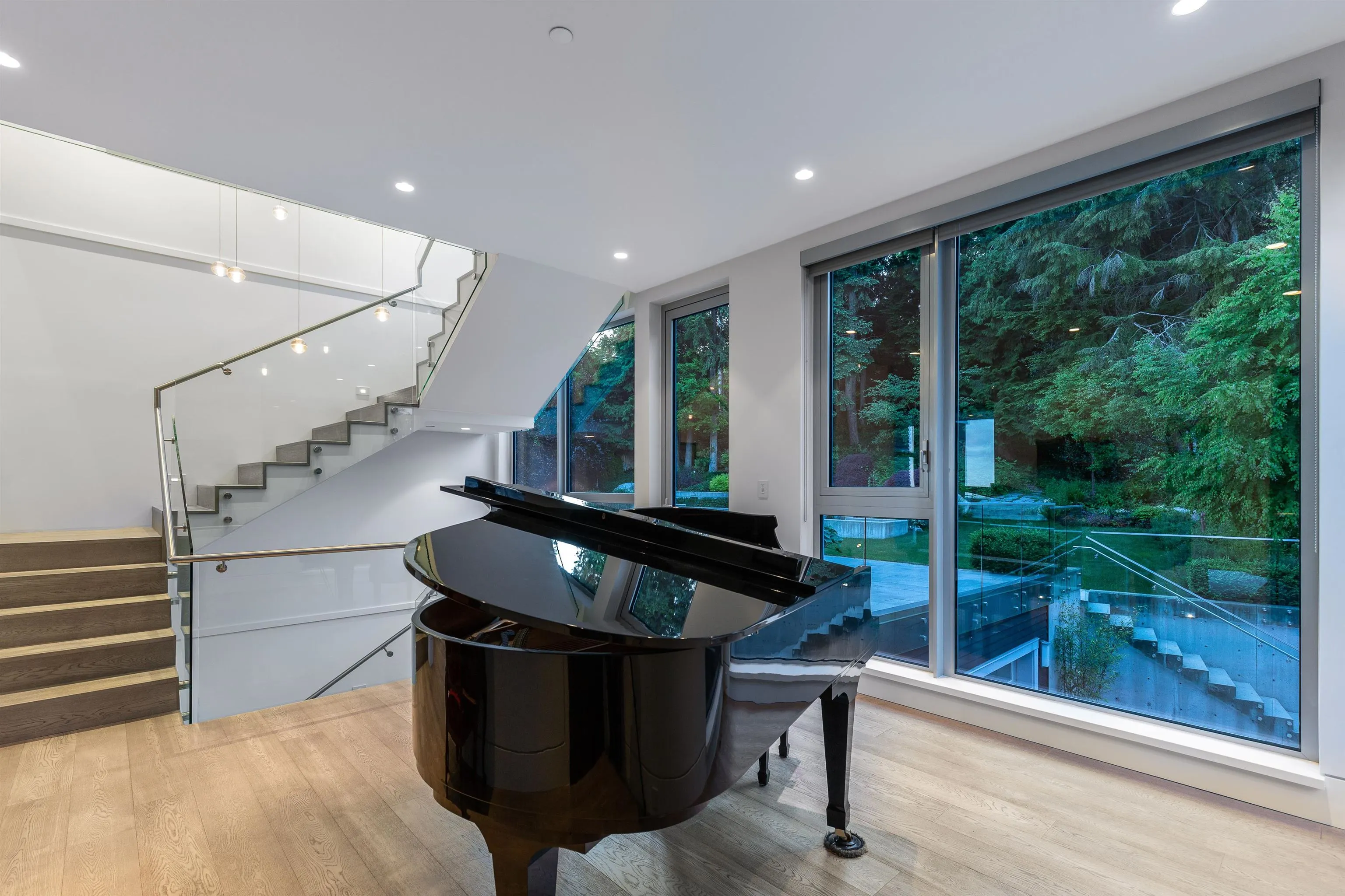 1065 Groveland Road