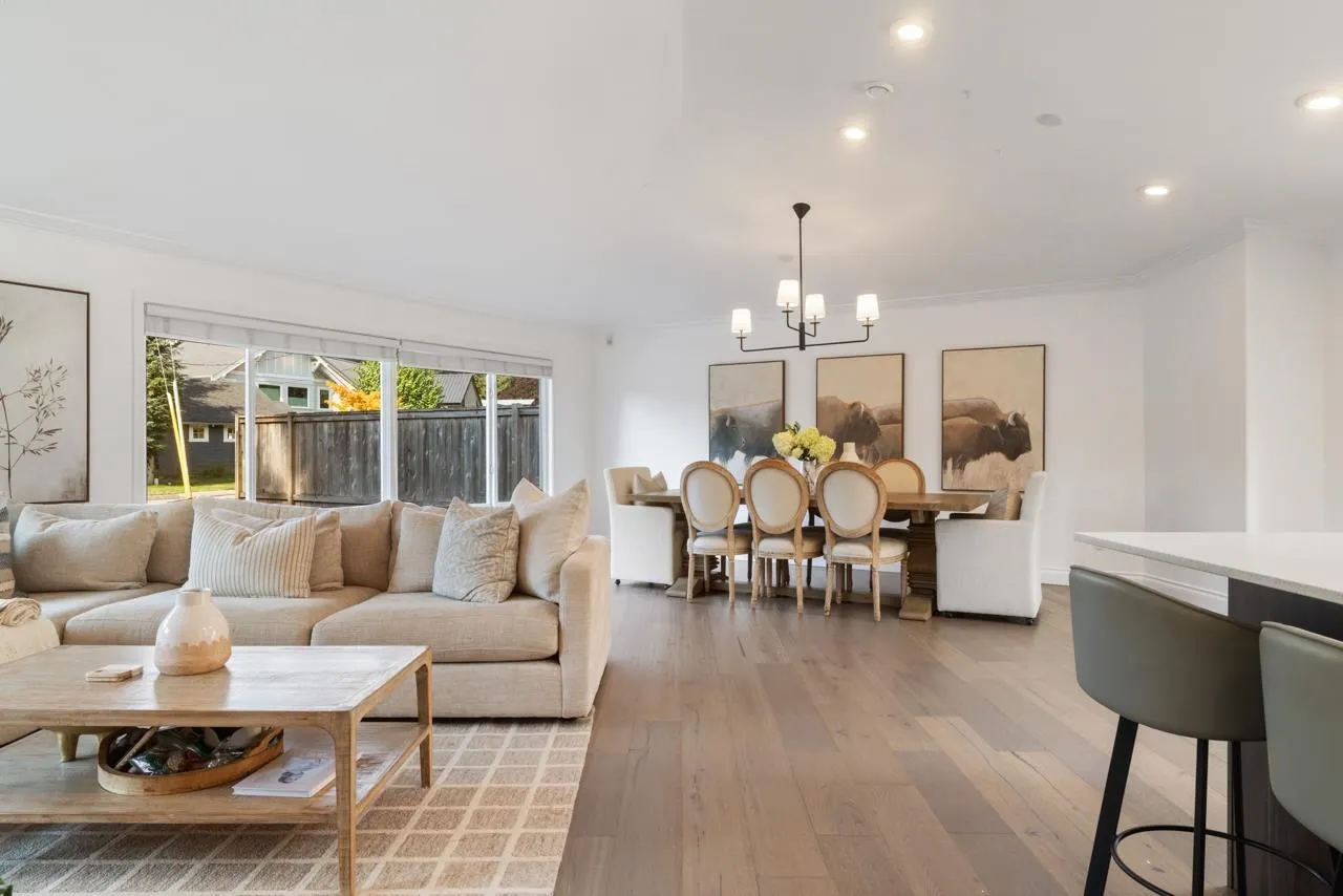 4168 Sunset Boulevard