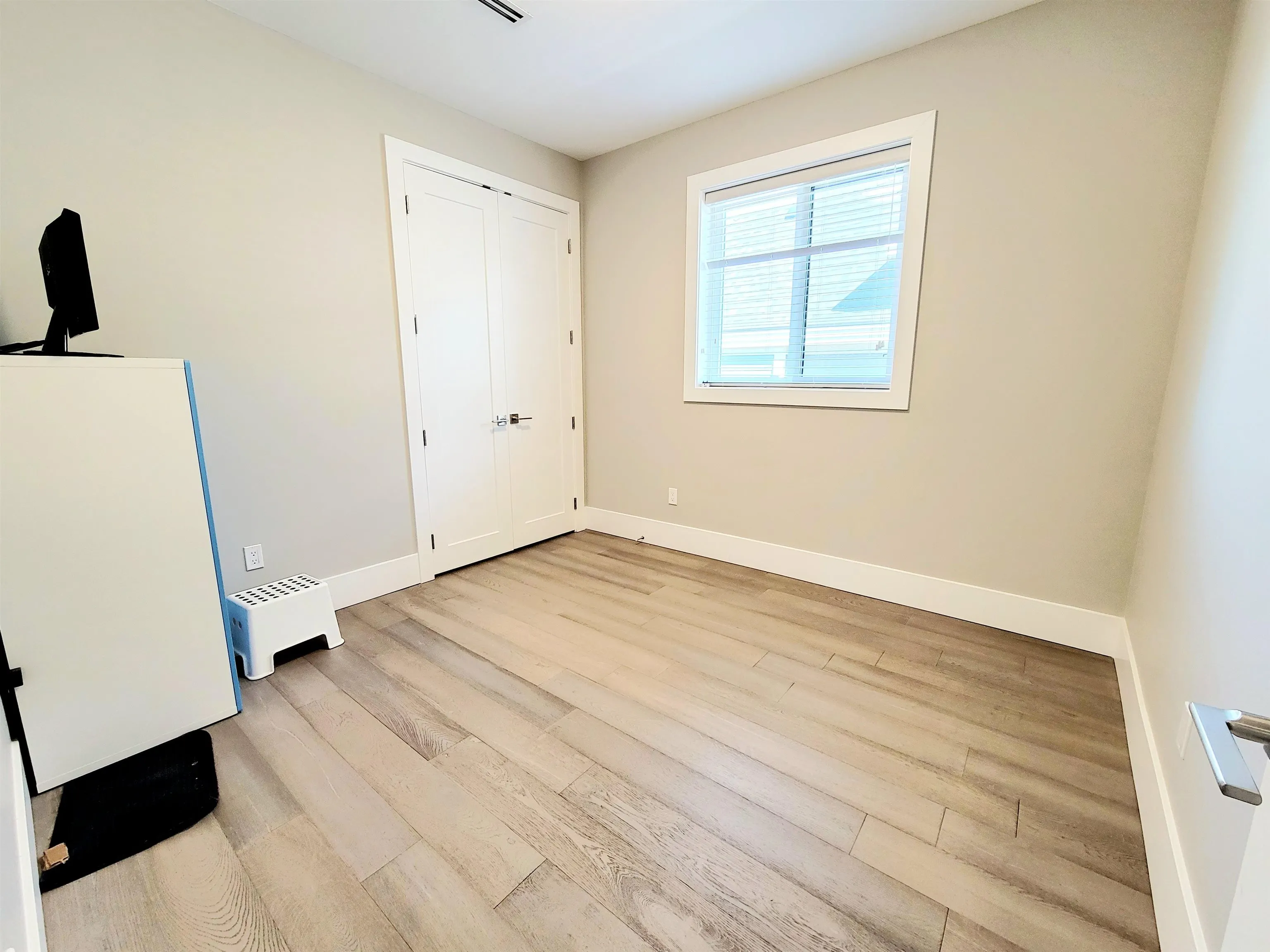 5988 Gibbons Drive