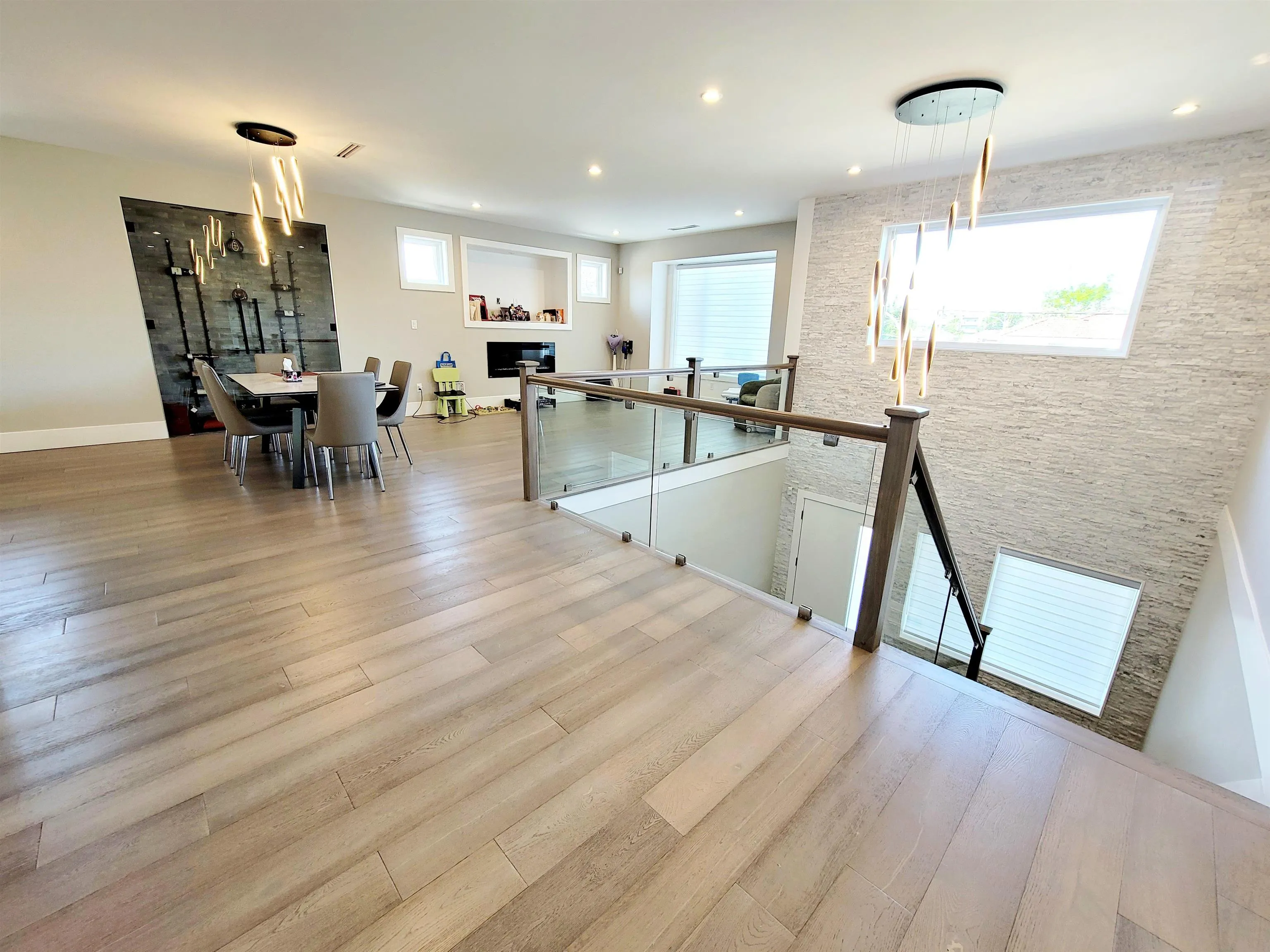 5988 Gibbons Drive