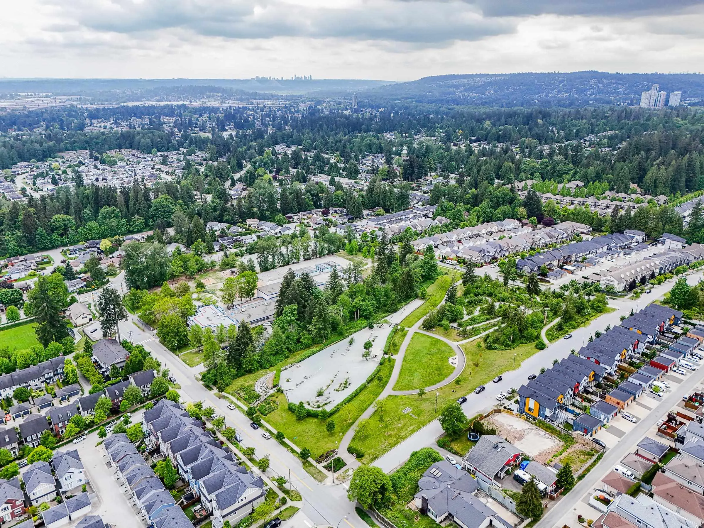 140 3500 Burke Village Promenade