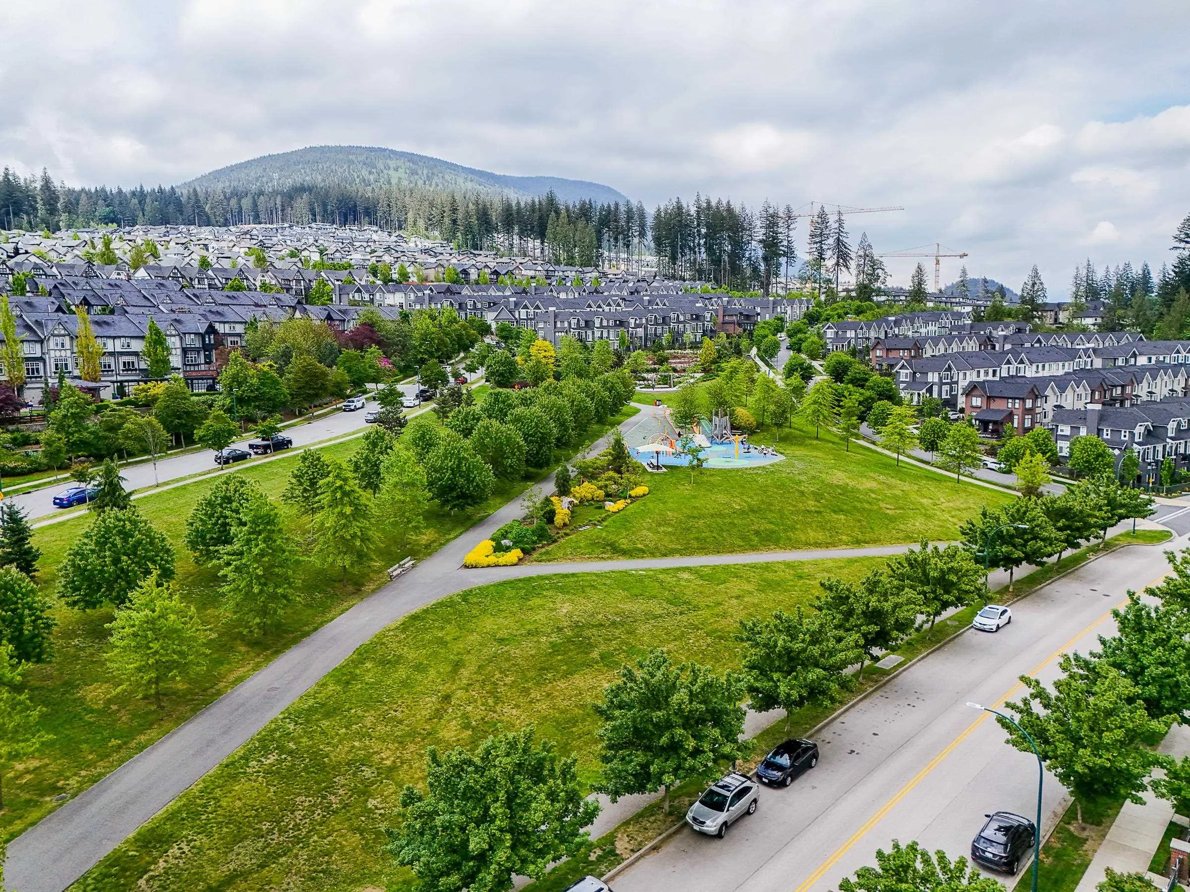 140 3500 Burke Village Promenade