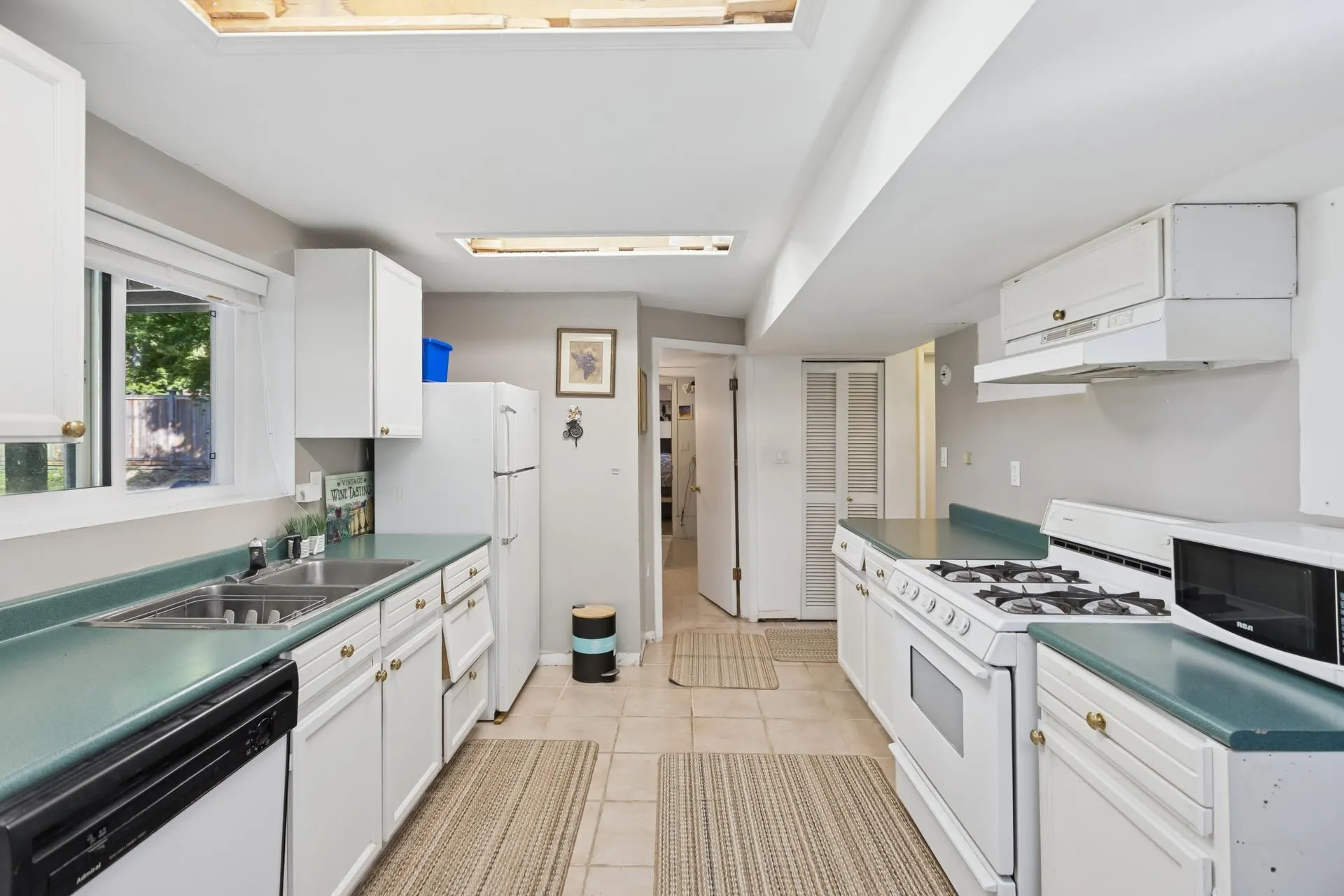 4379 Capilano Road
