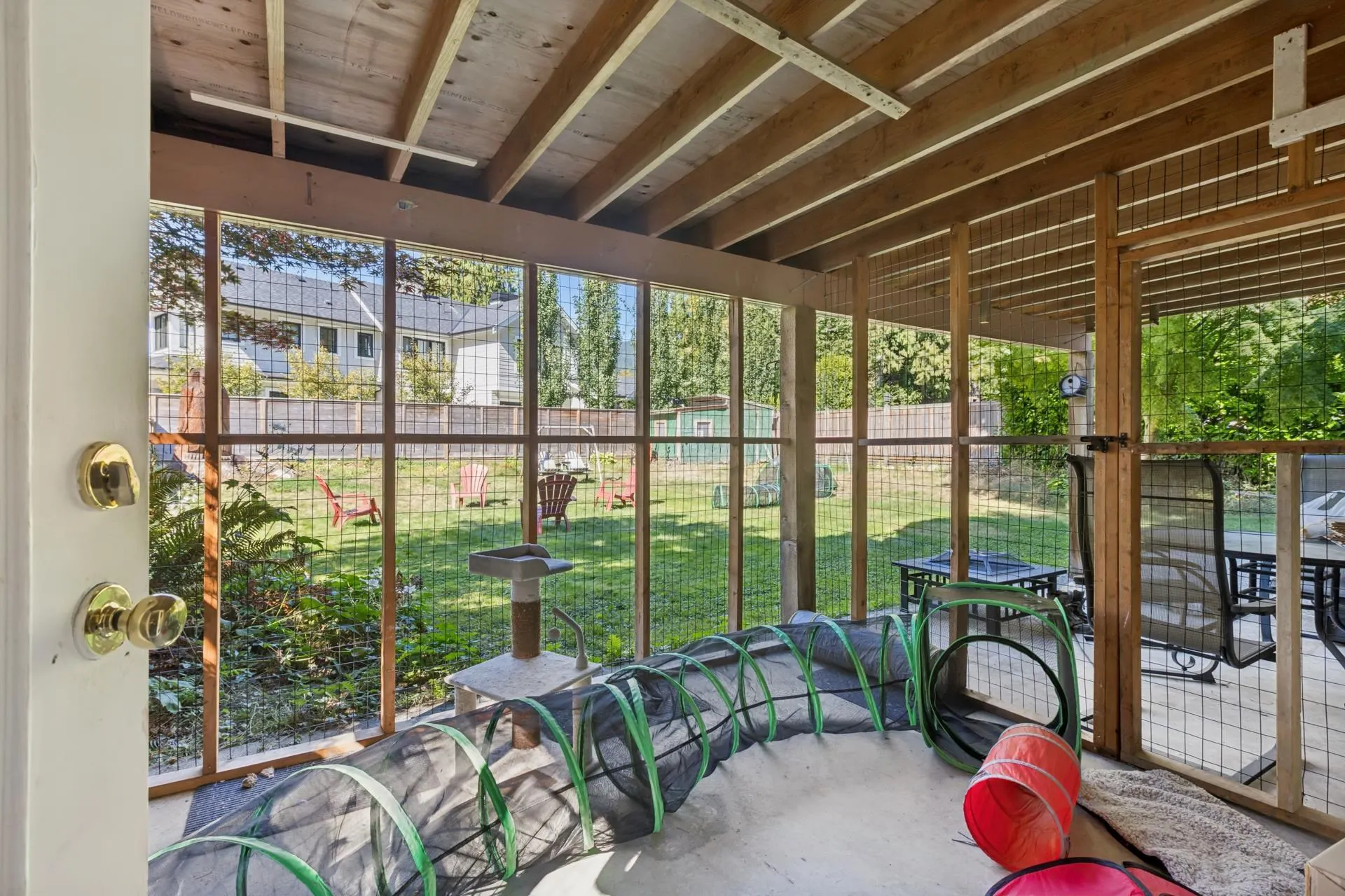 4379 Capilano Road