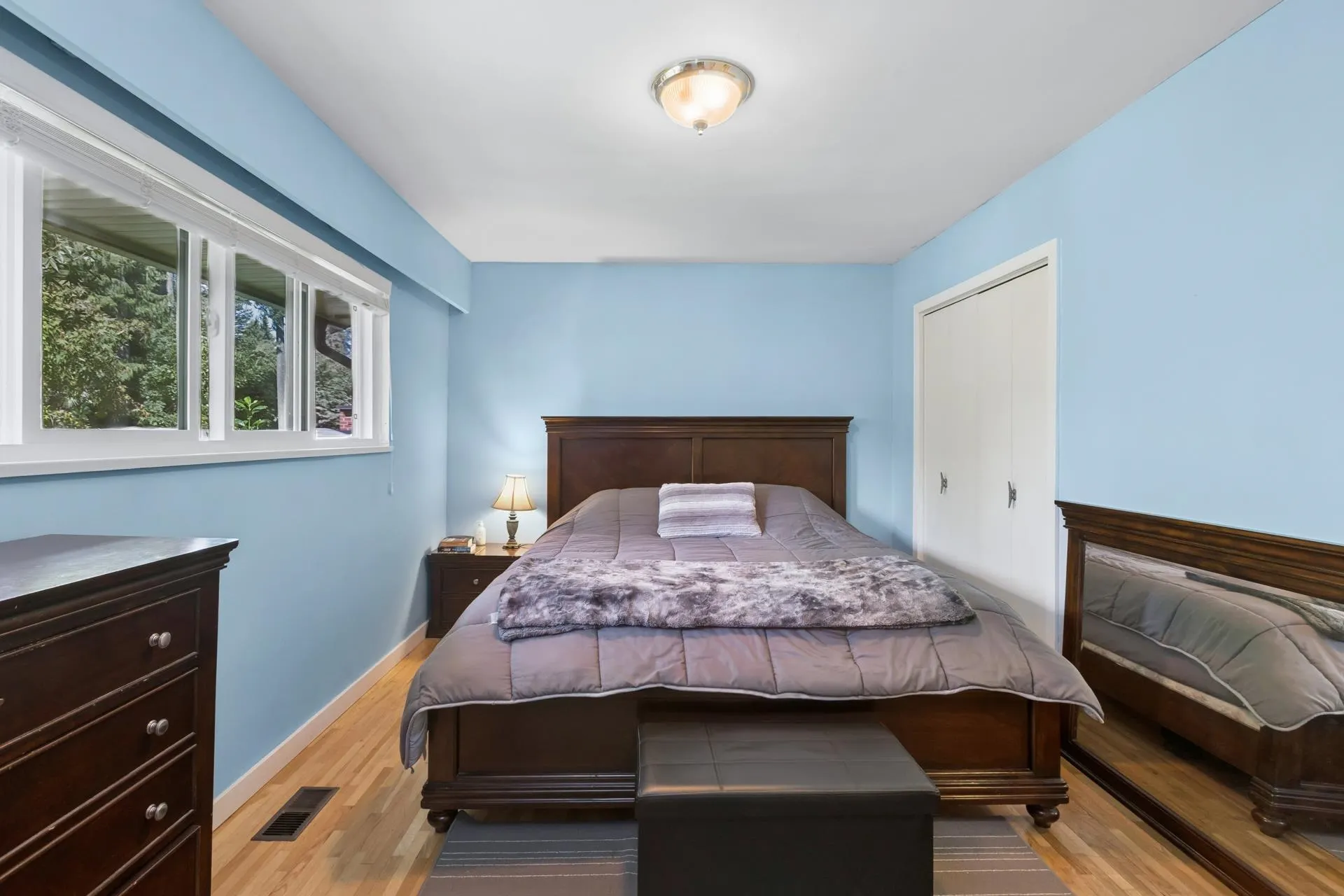 4379 Capilano Road