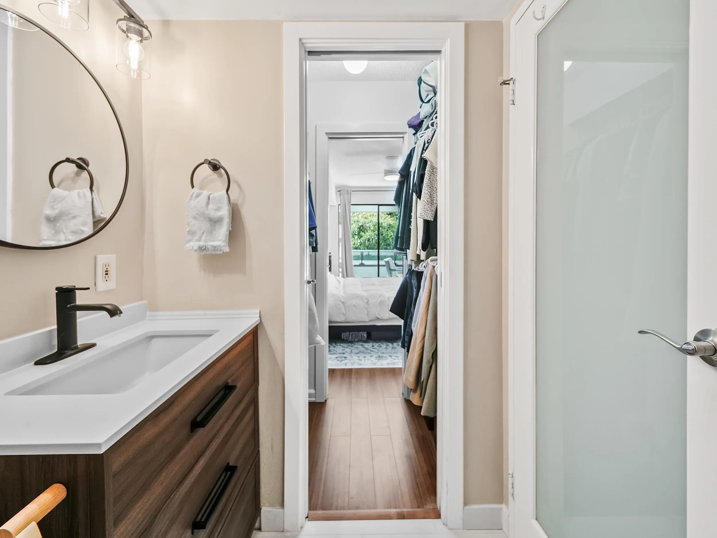 111 1341 George Street