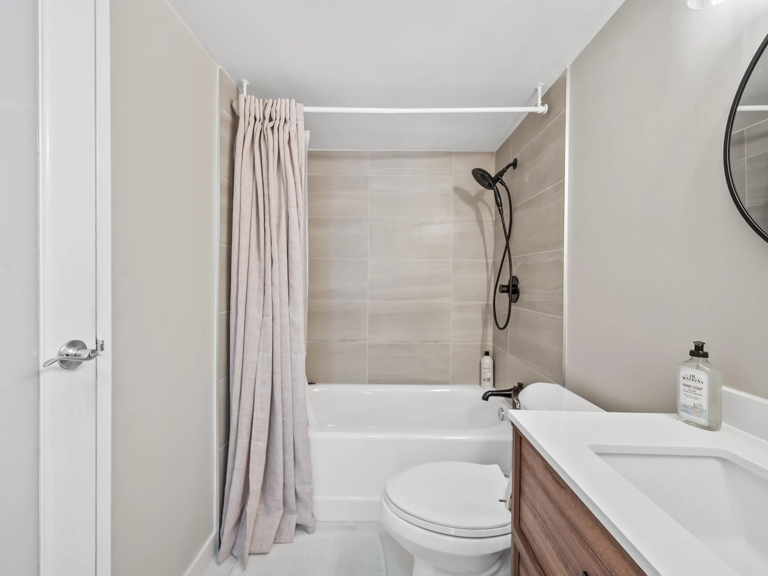 111 1341 George Street