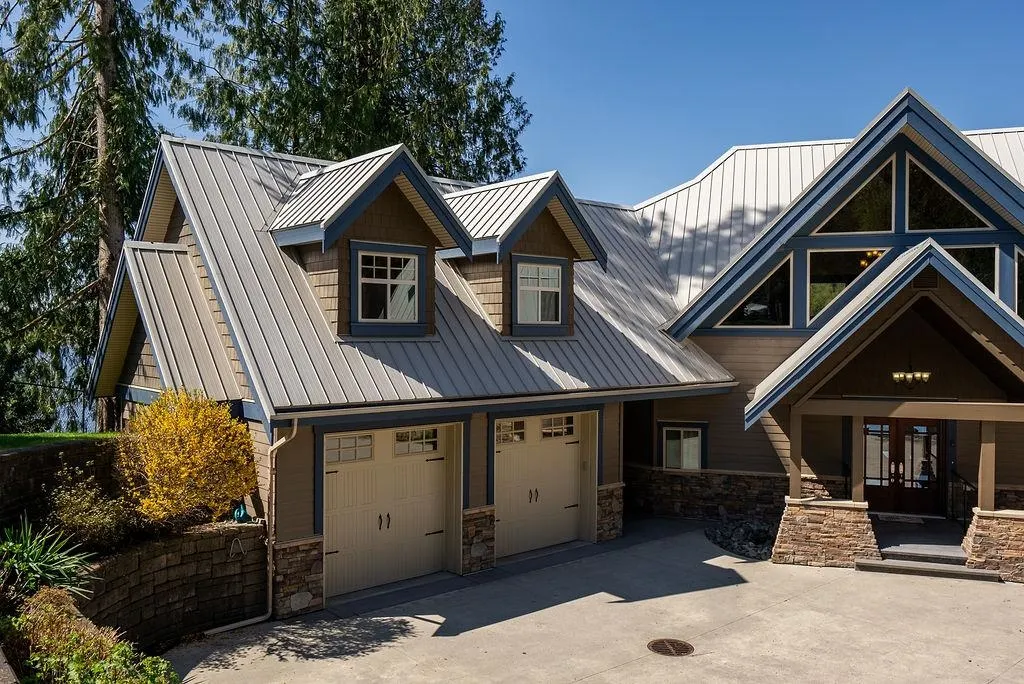 9663 Silverglen Drive