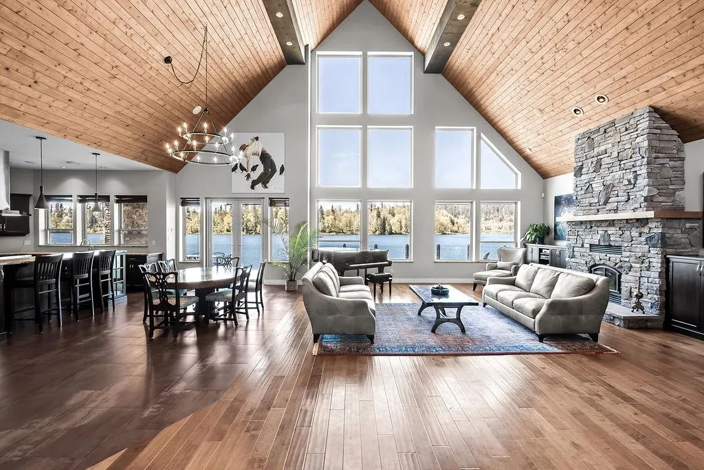 9663 Silverglen Drive