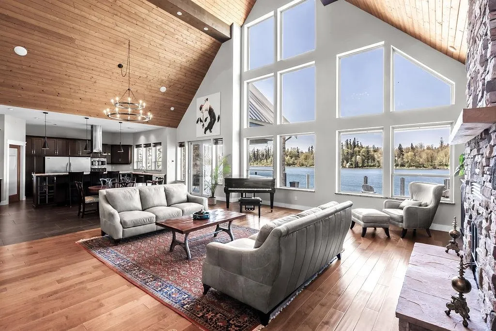 9663 Silverglen Drive