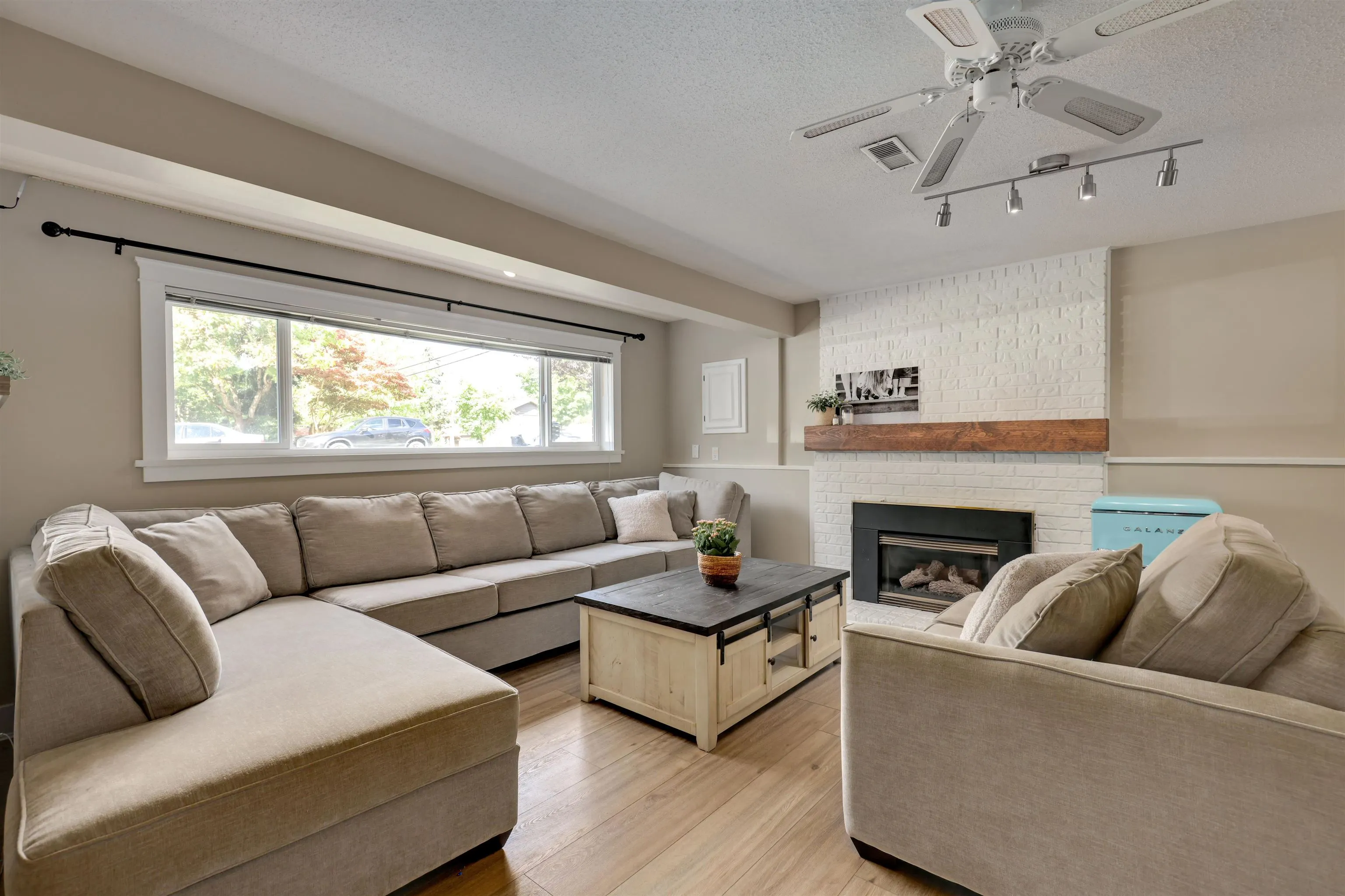 6488 Sunshine Place