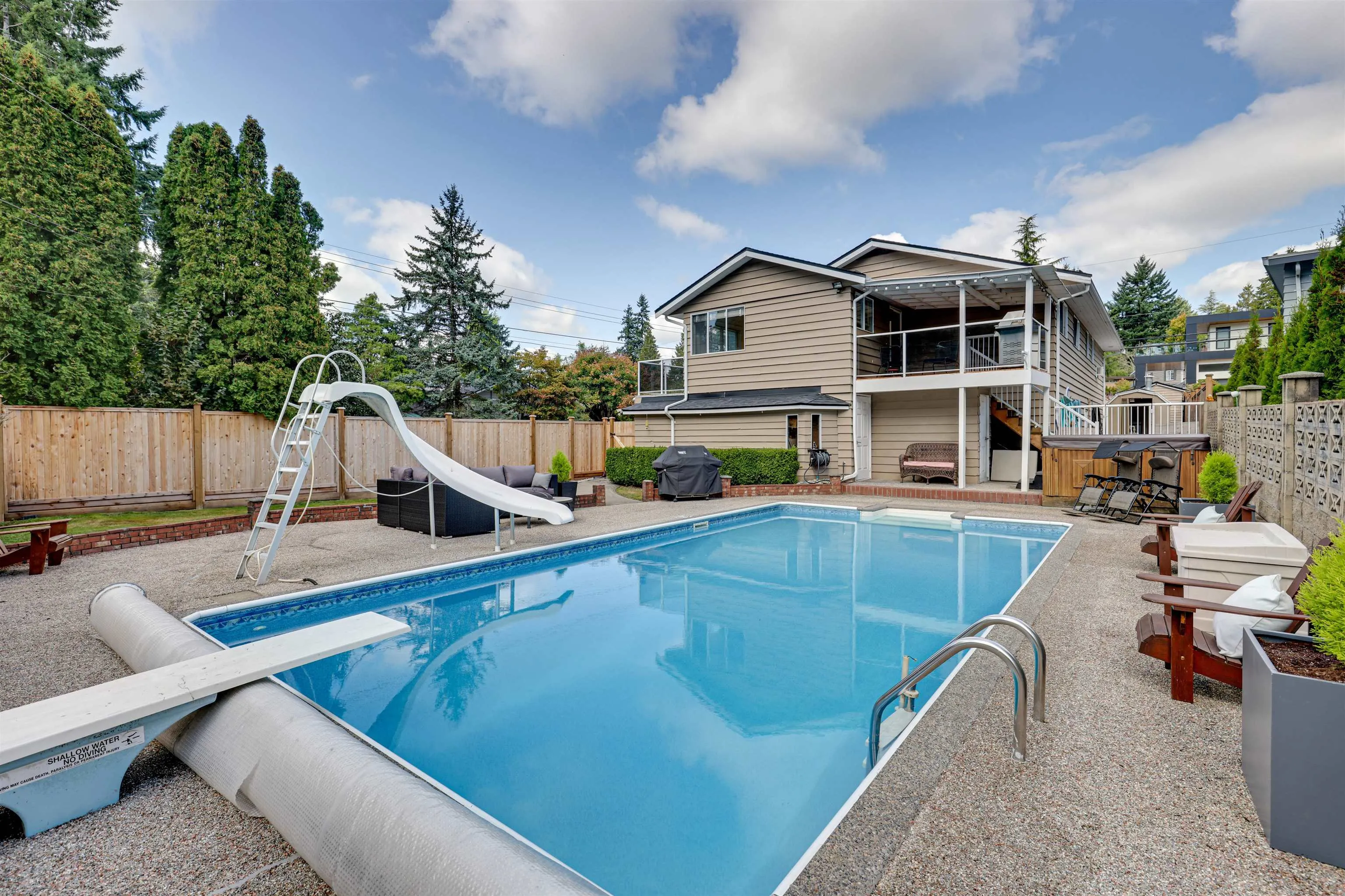 6488 Sunshine Place