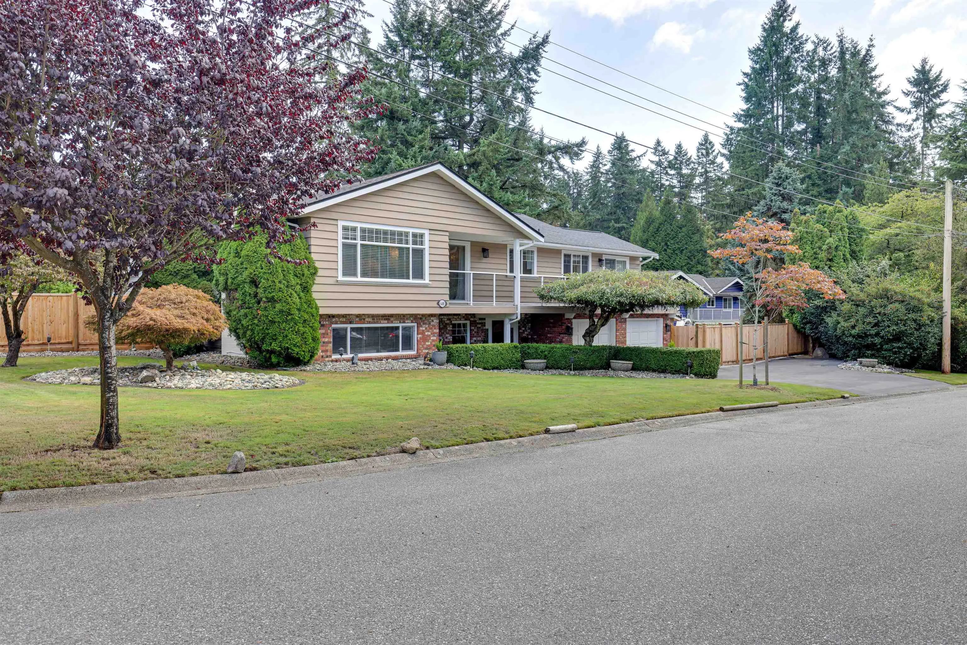 6488 Sunshine Place