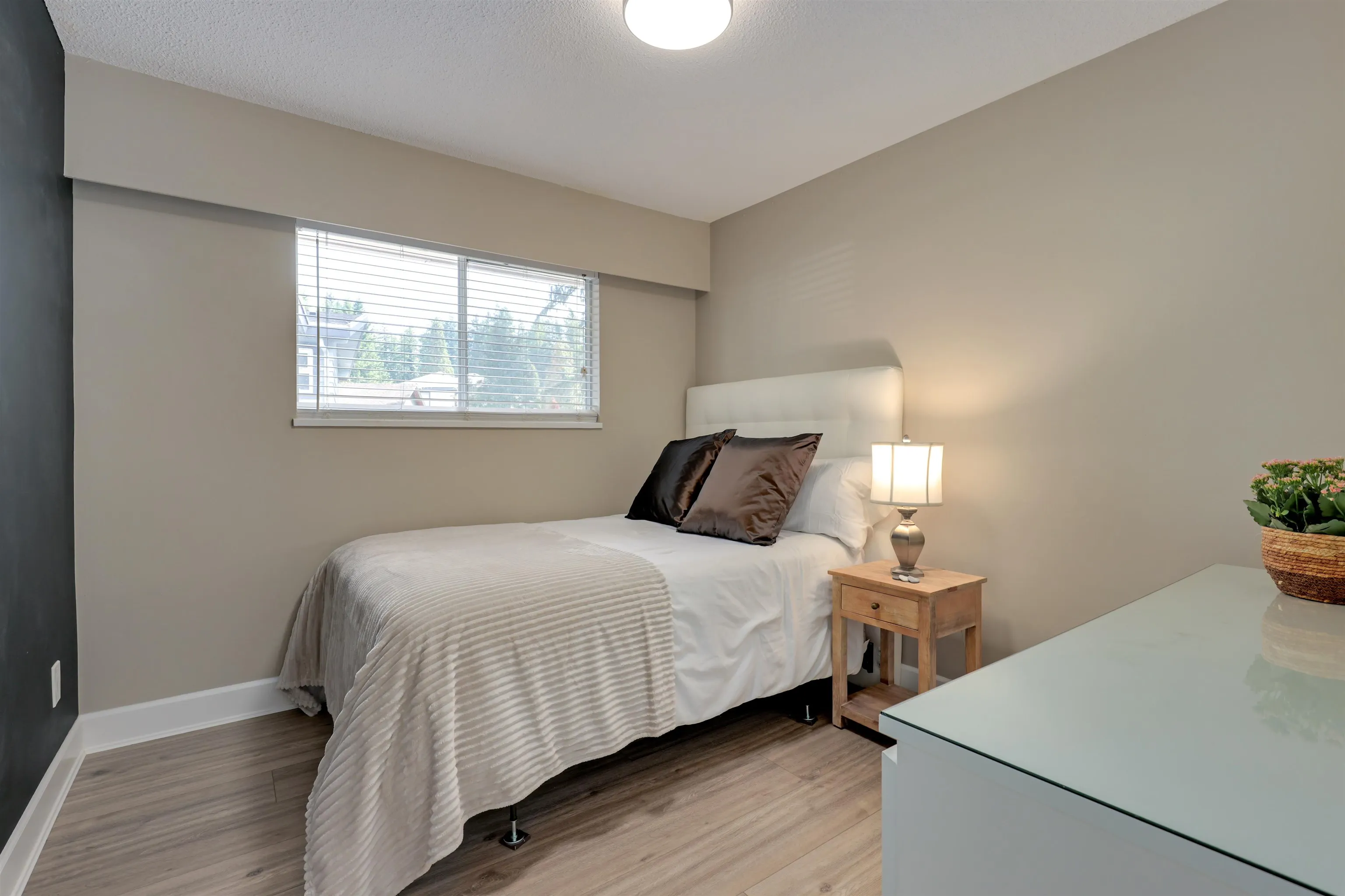 6488 Sunshine Place