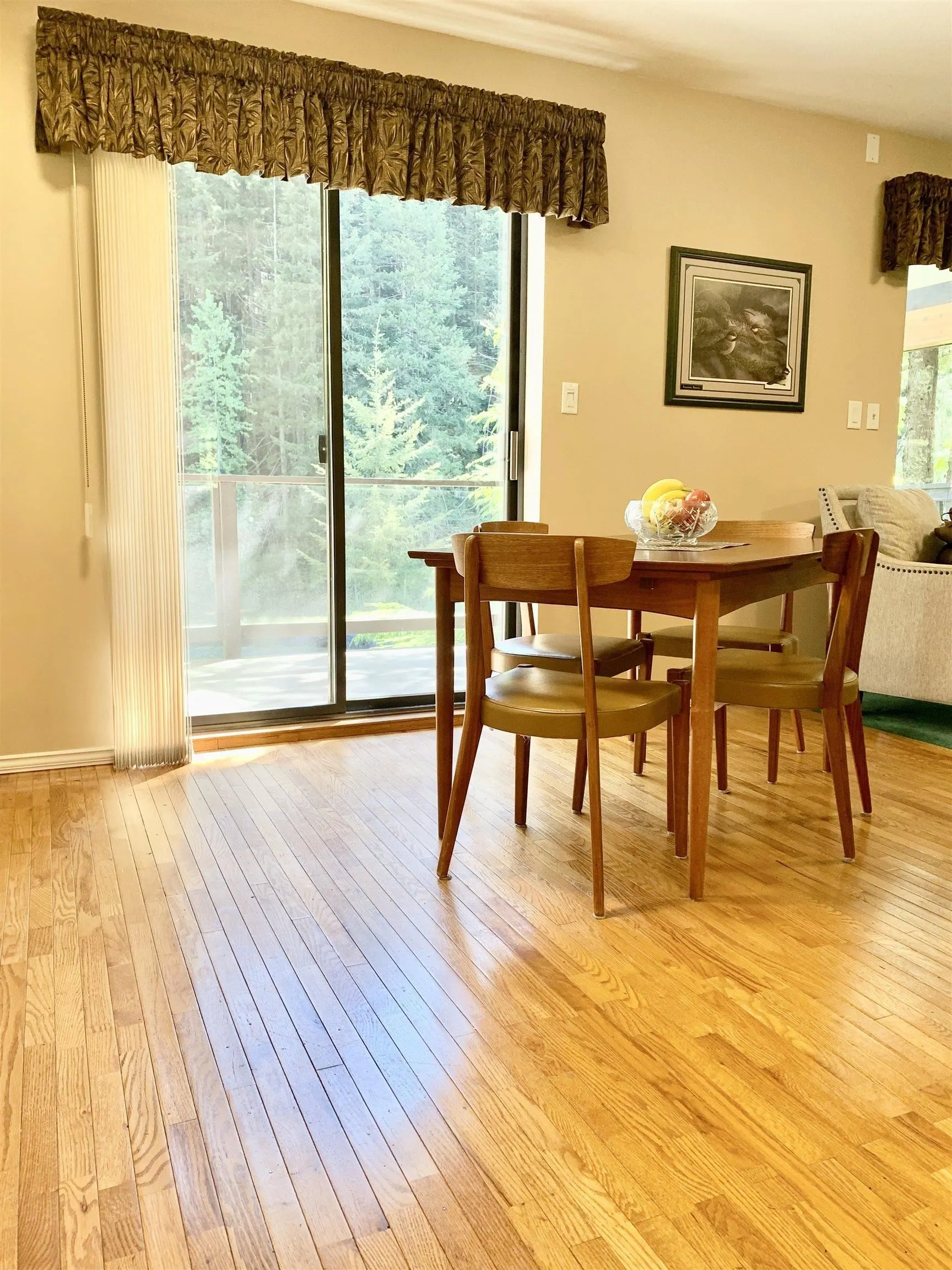 14580 Chalet Crescent