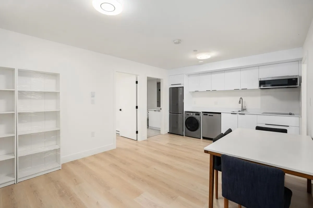 Basement Suite 7340 Maple Street