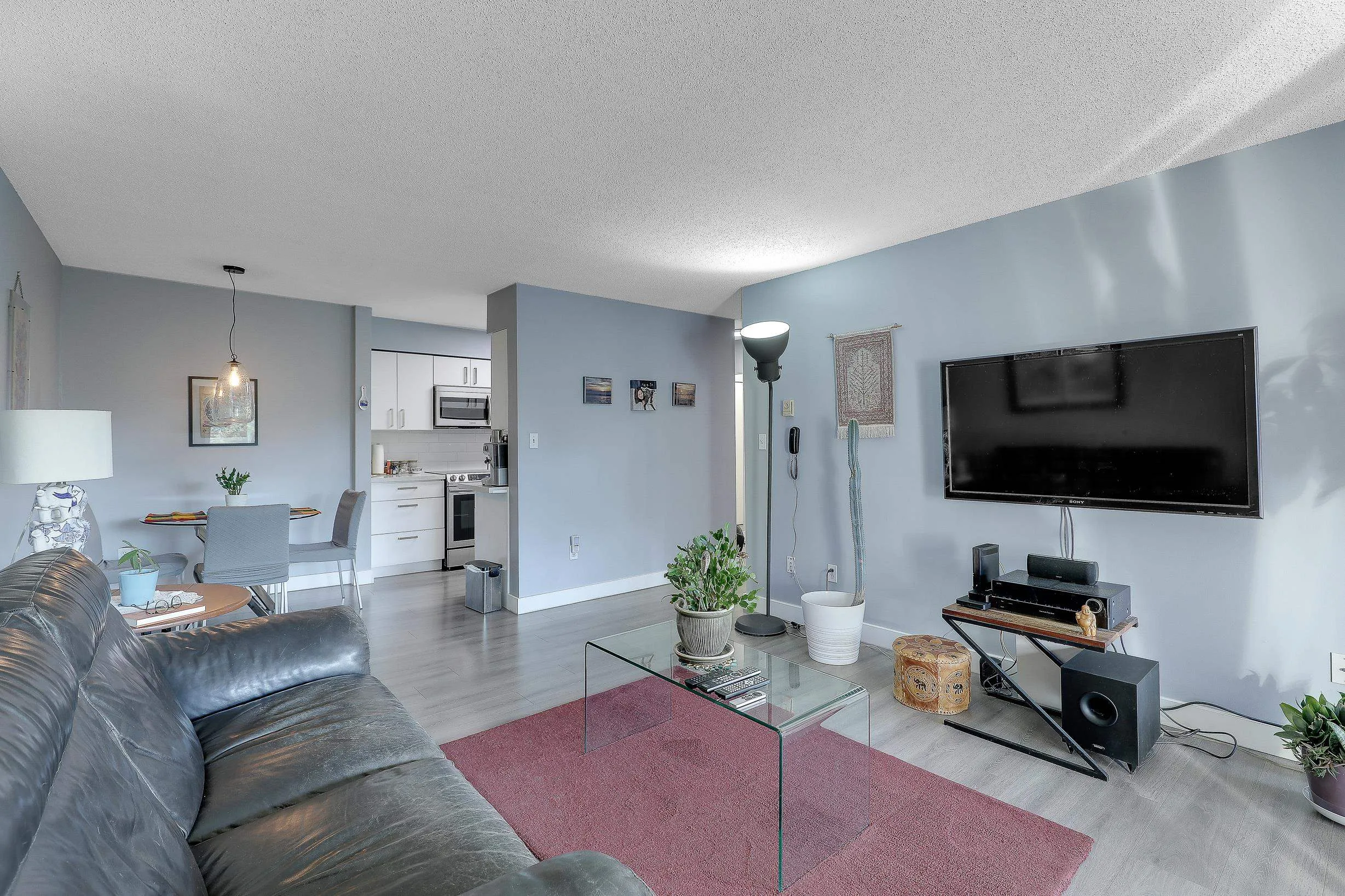 409 9857 Manchester Drive