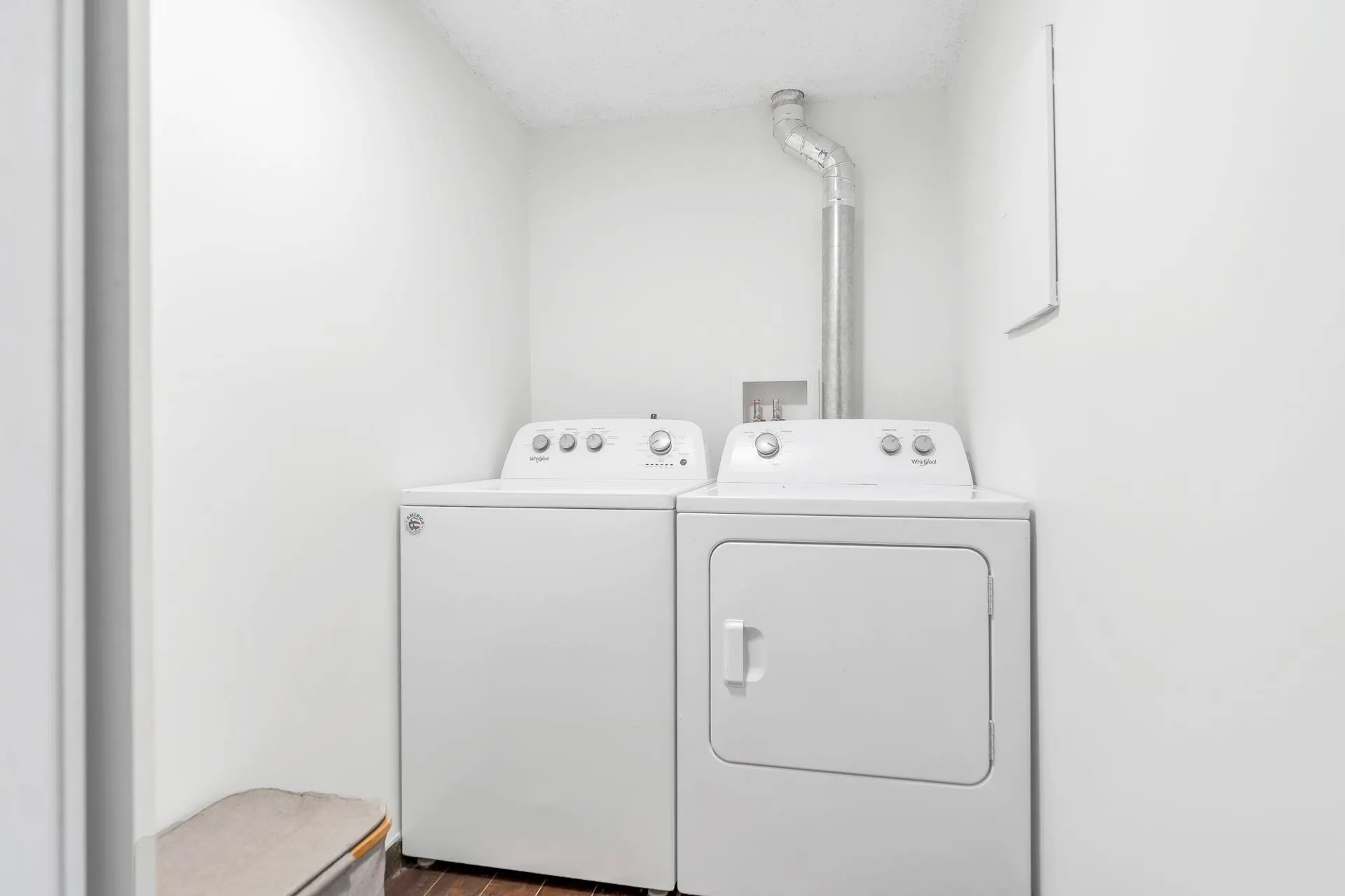 111 1350 View Crescent