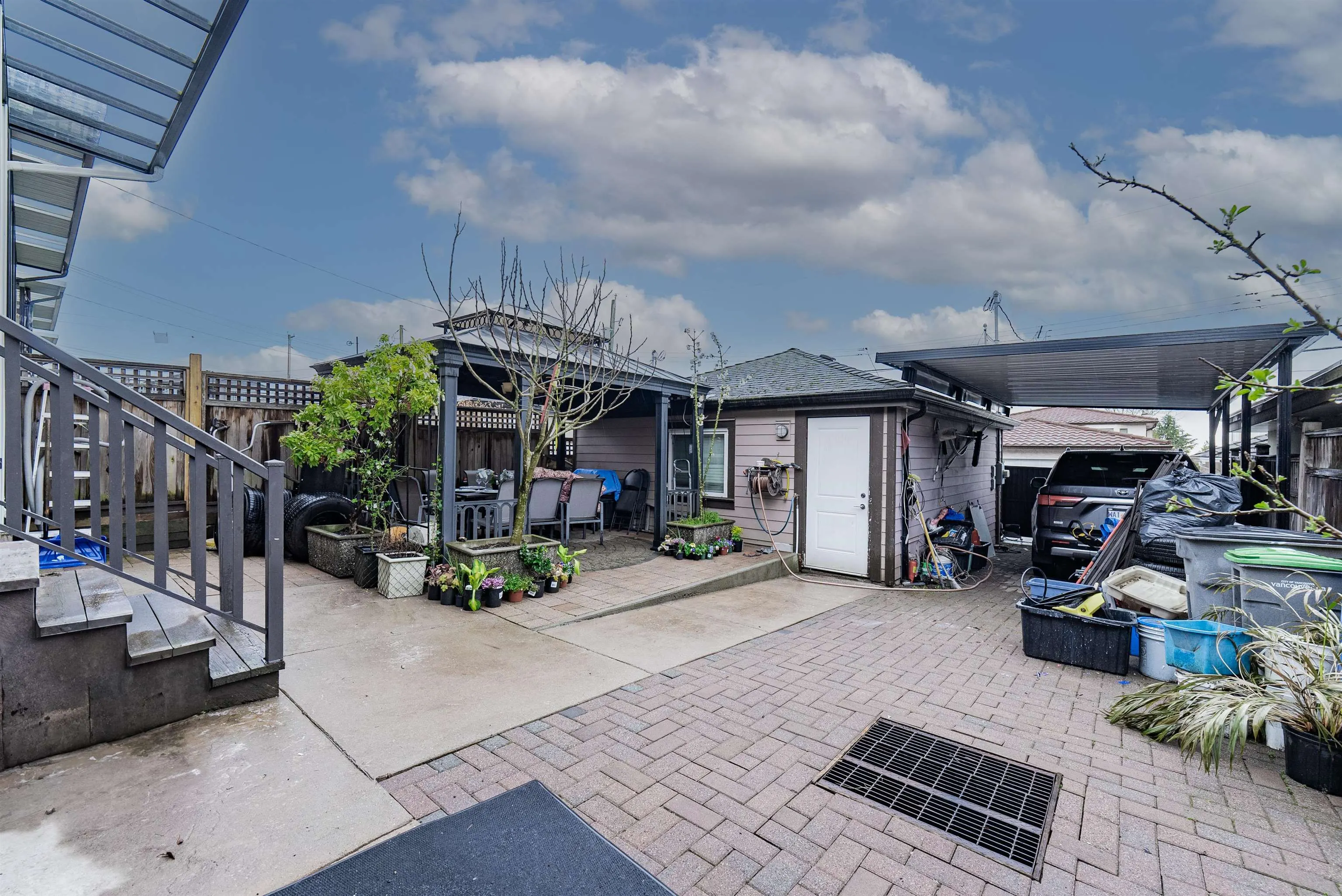 136 E 59th Avenue