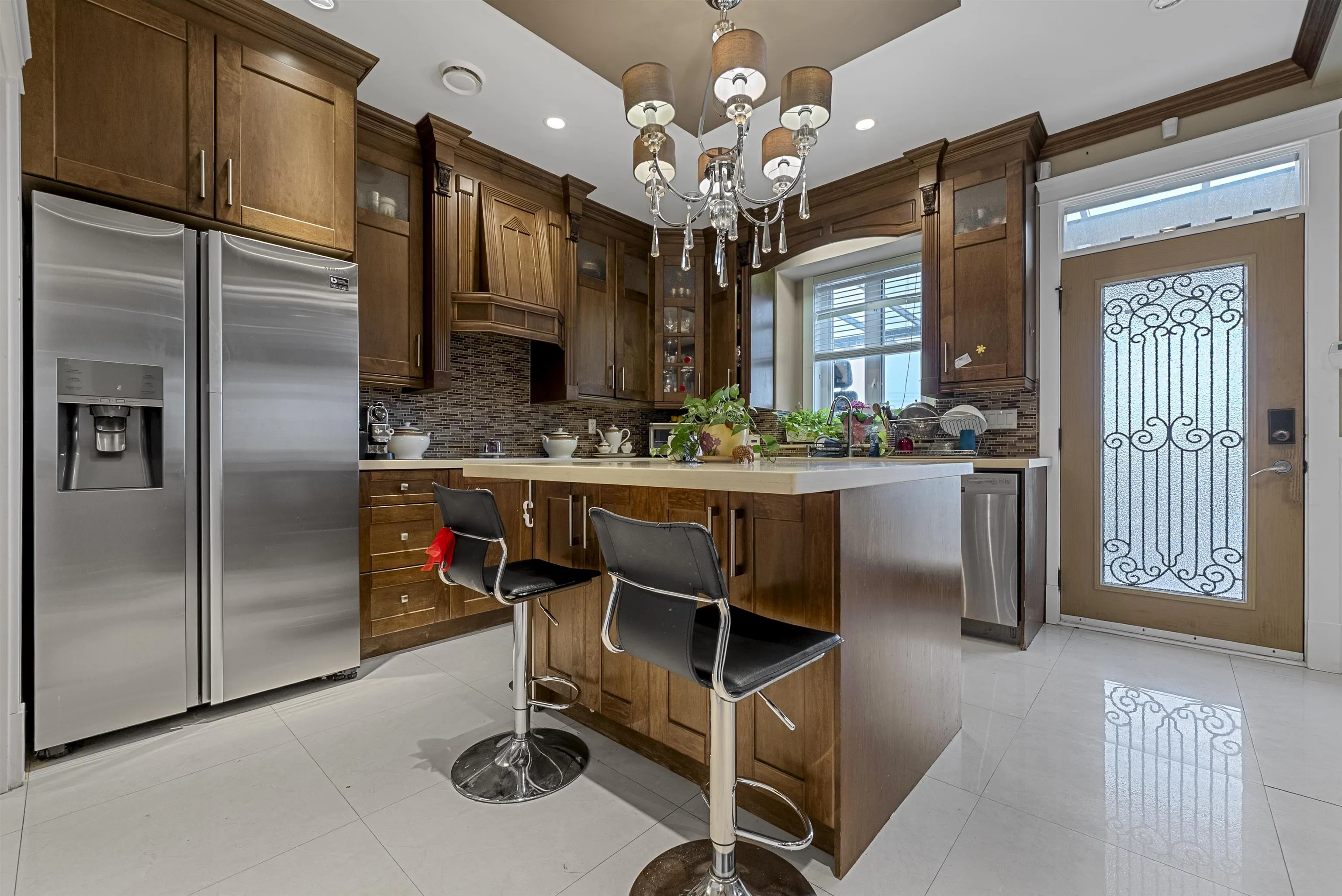 136 E 59th Avenue