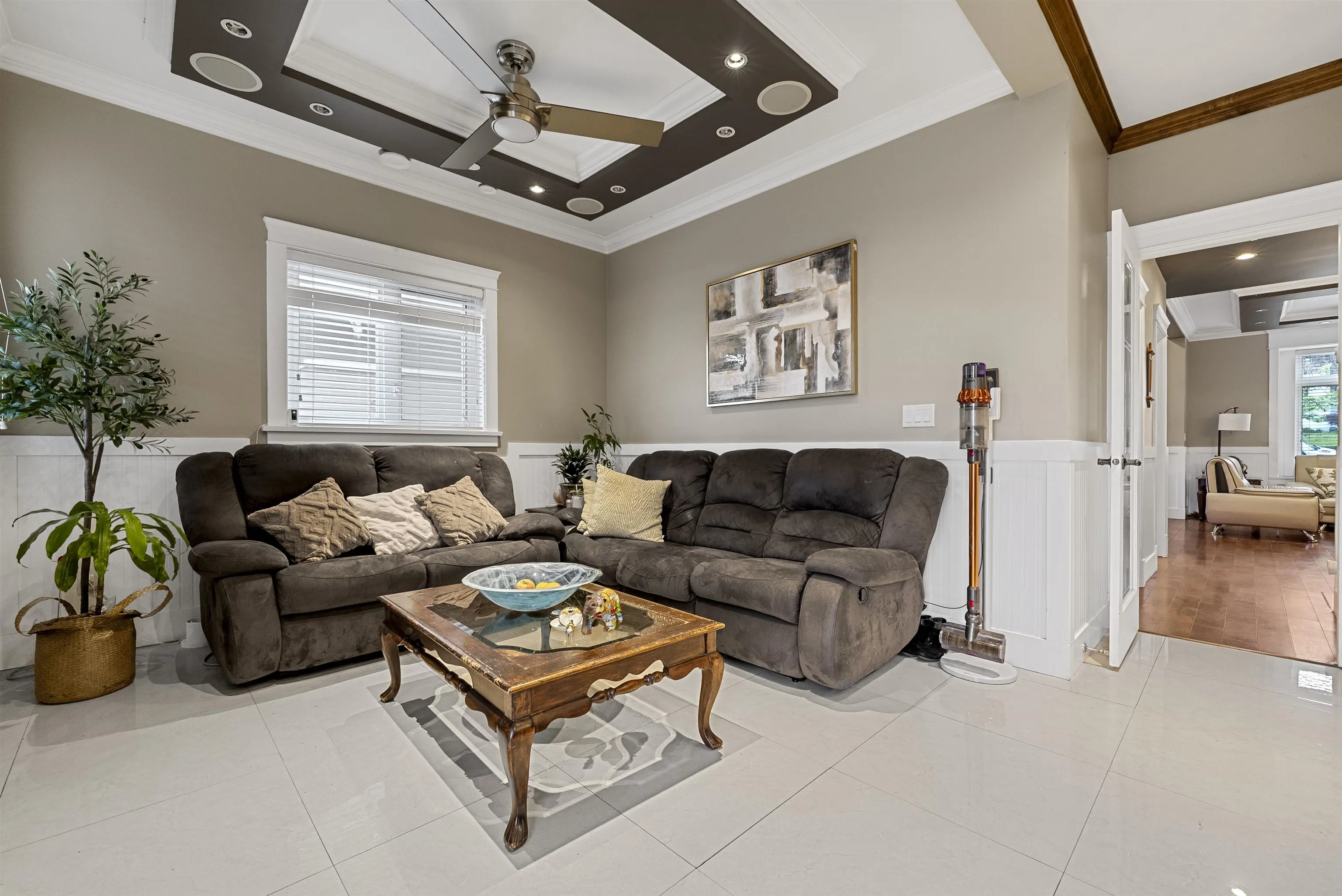 136 E 59th Avenue