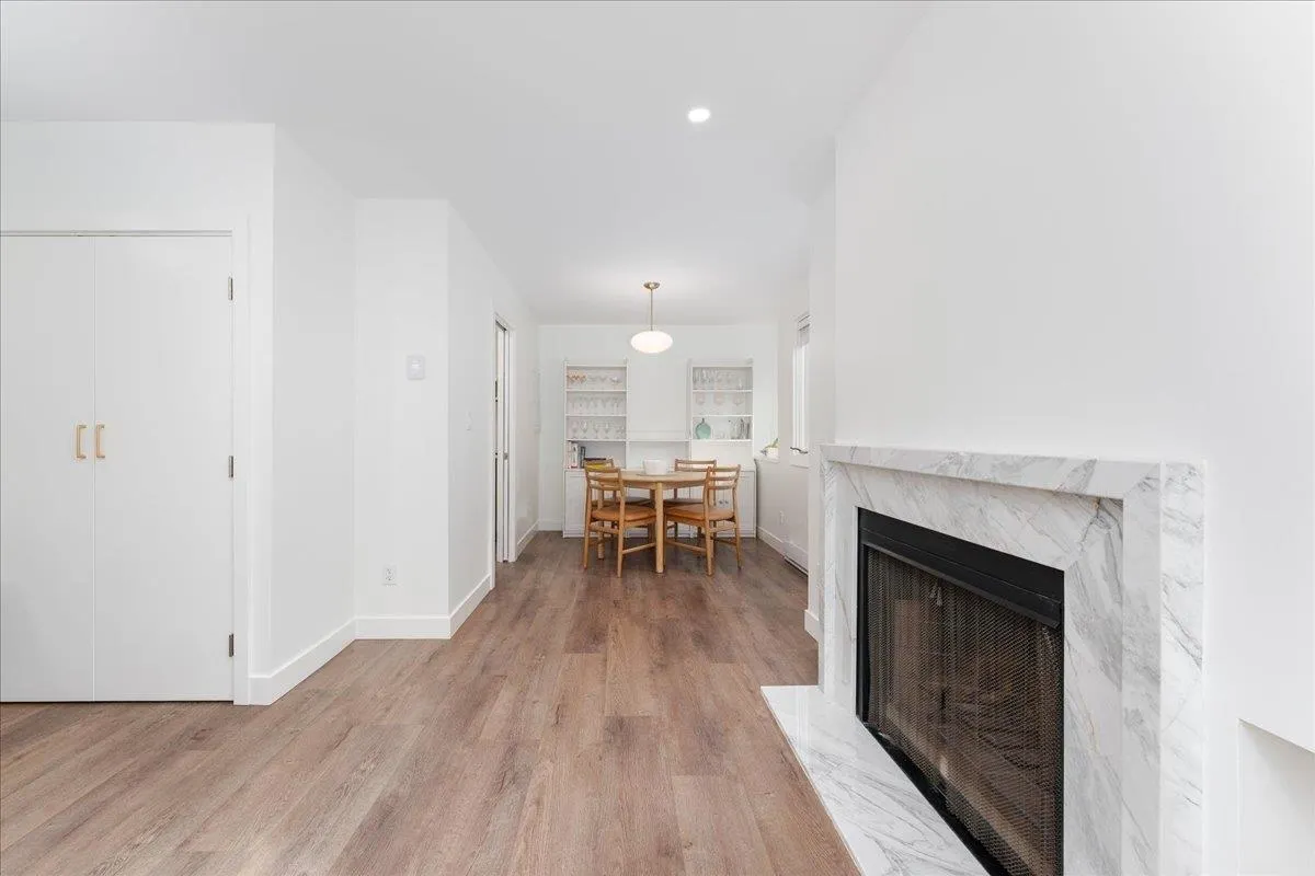 3 2017 W 15th Avenue